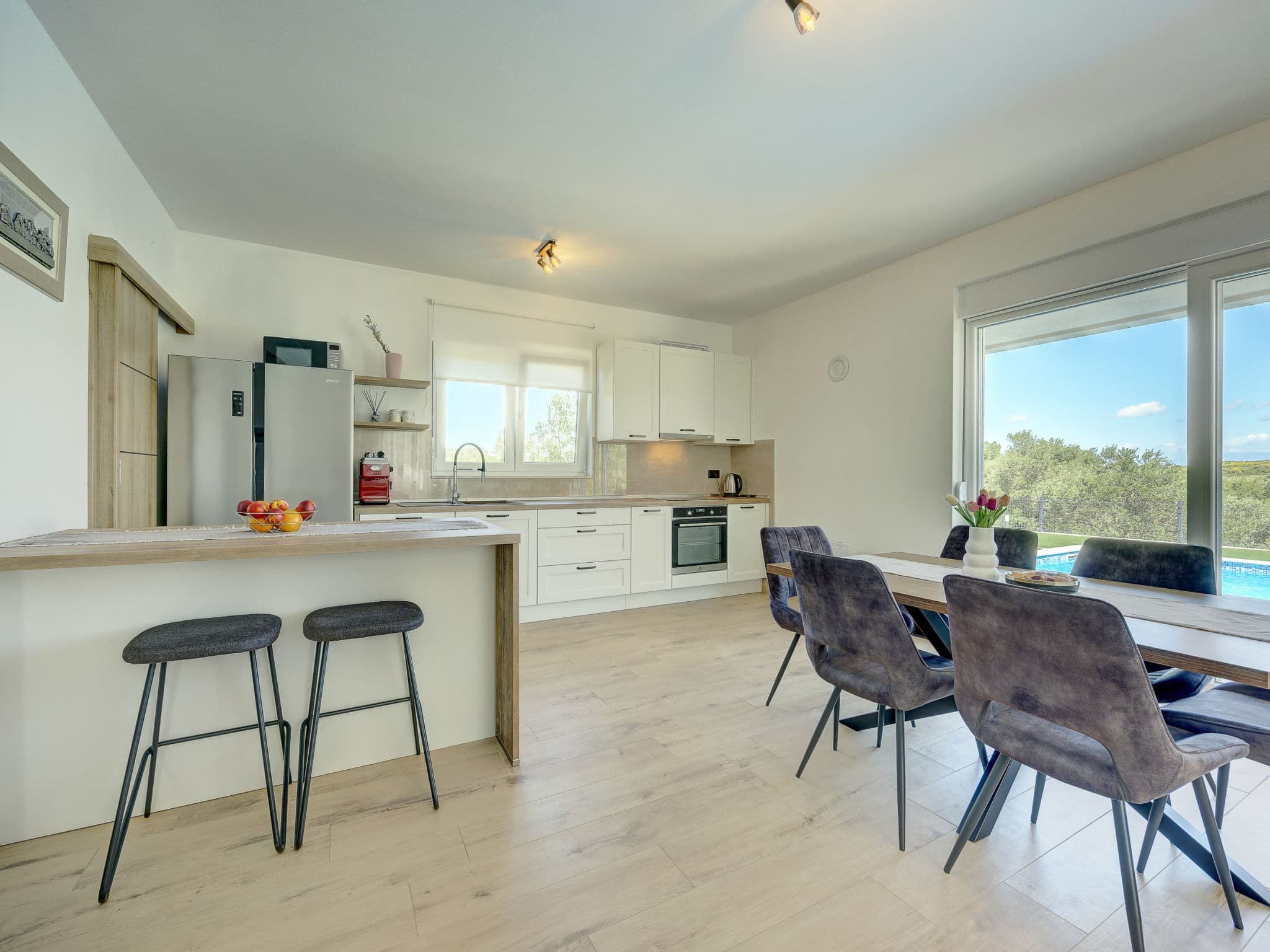 Kitchen / Dining Room