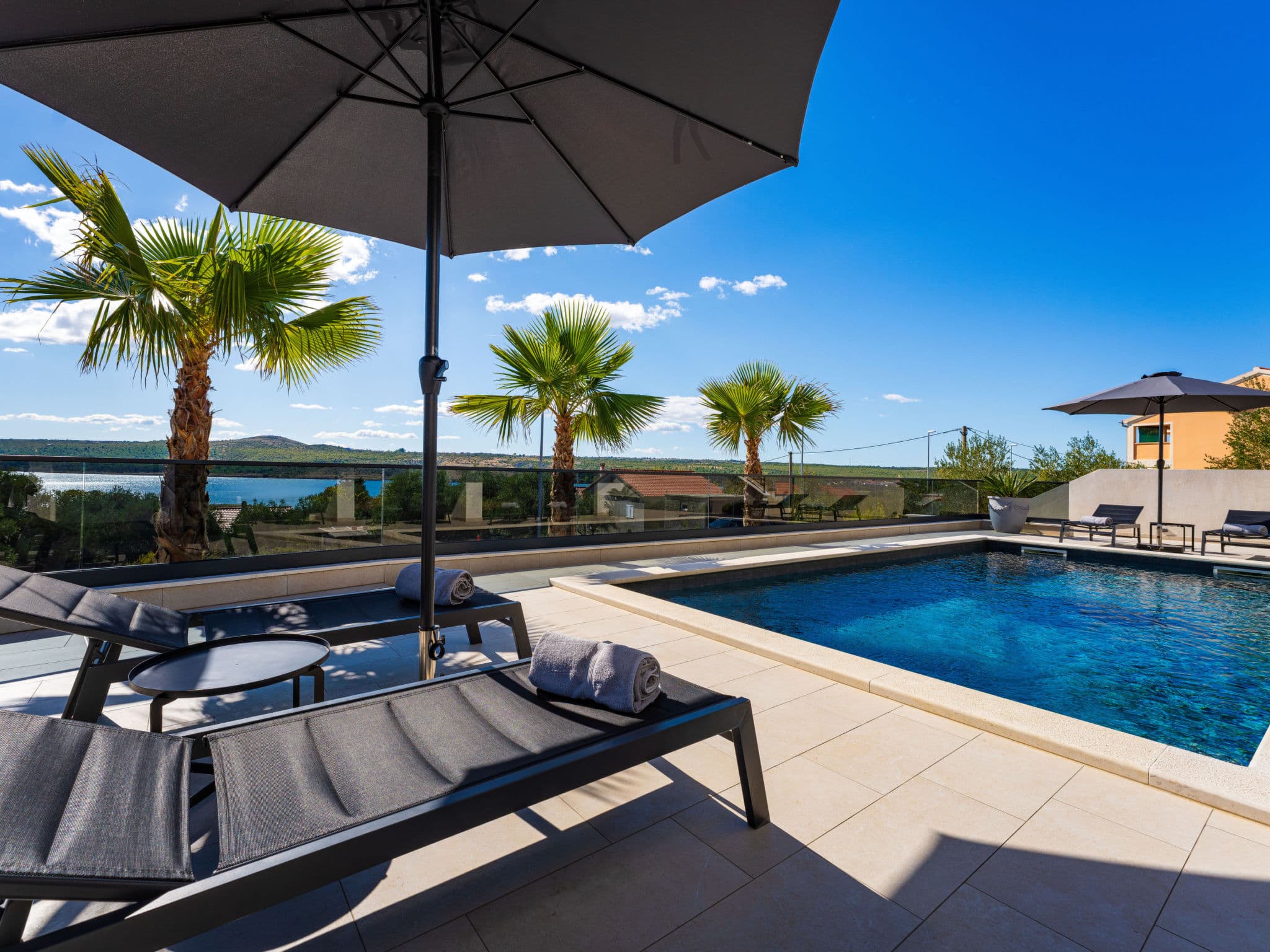 Pool Indoor