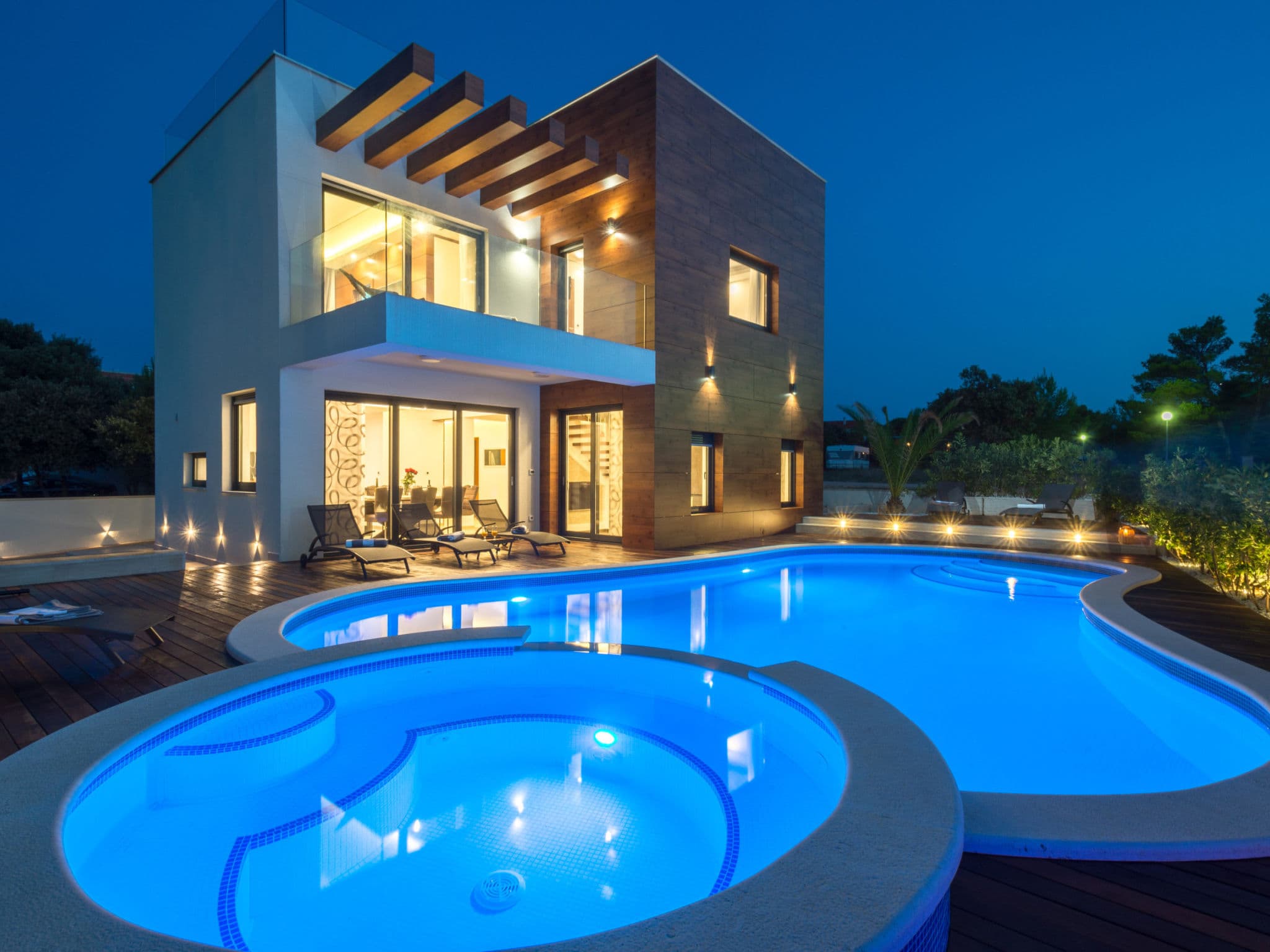 Pool Indoor