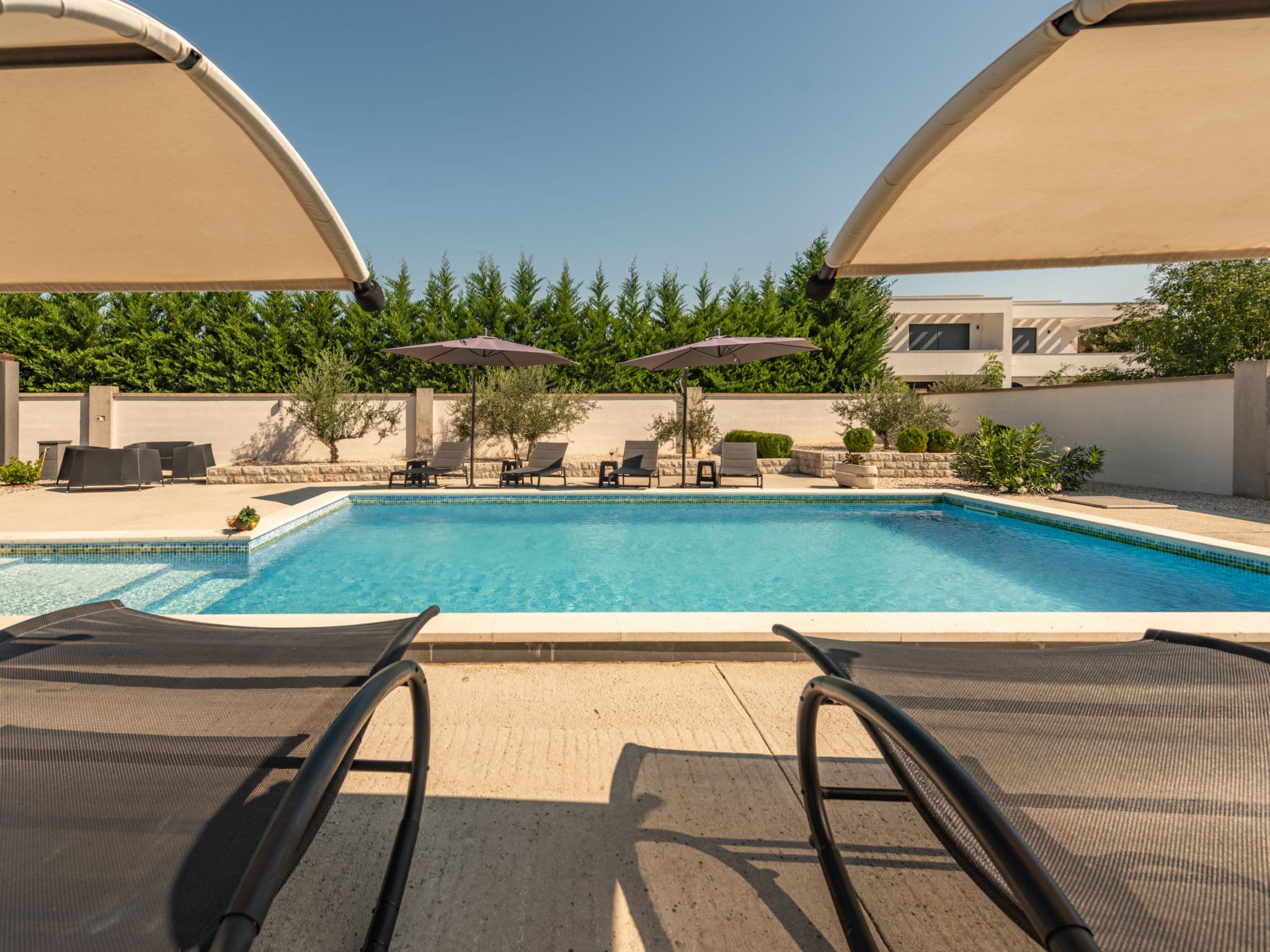 Pool Indoor