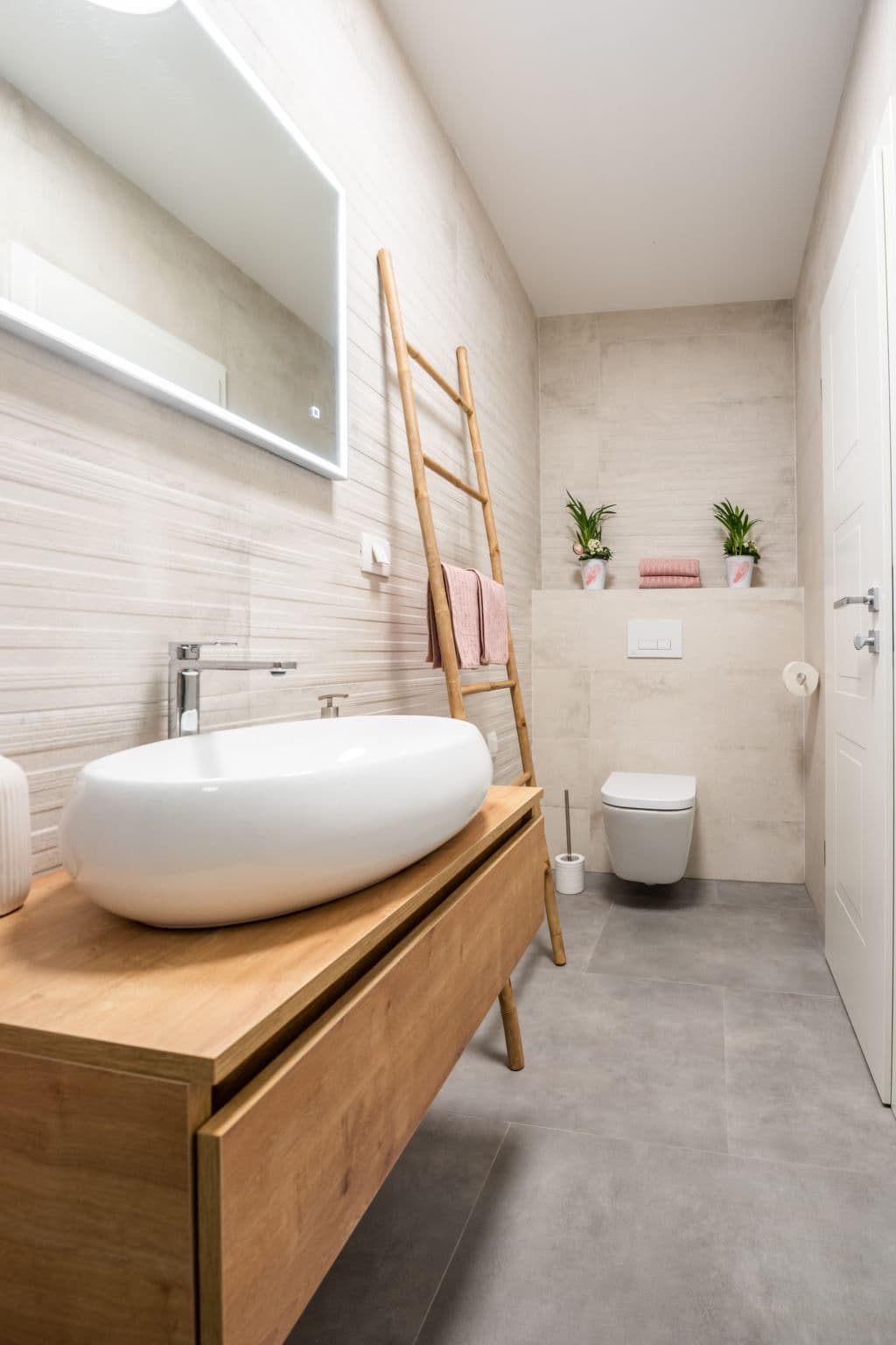 Bathroom / Wellness