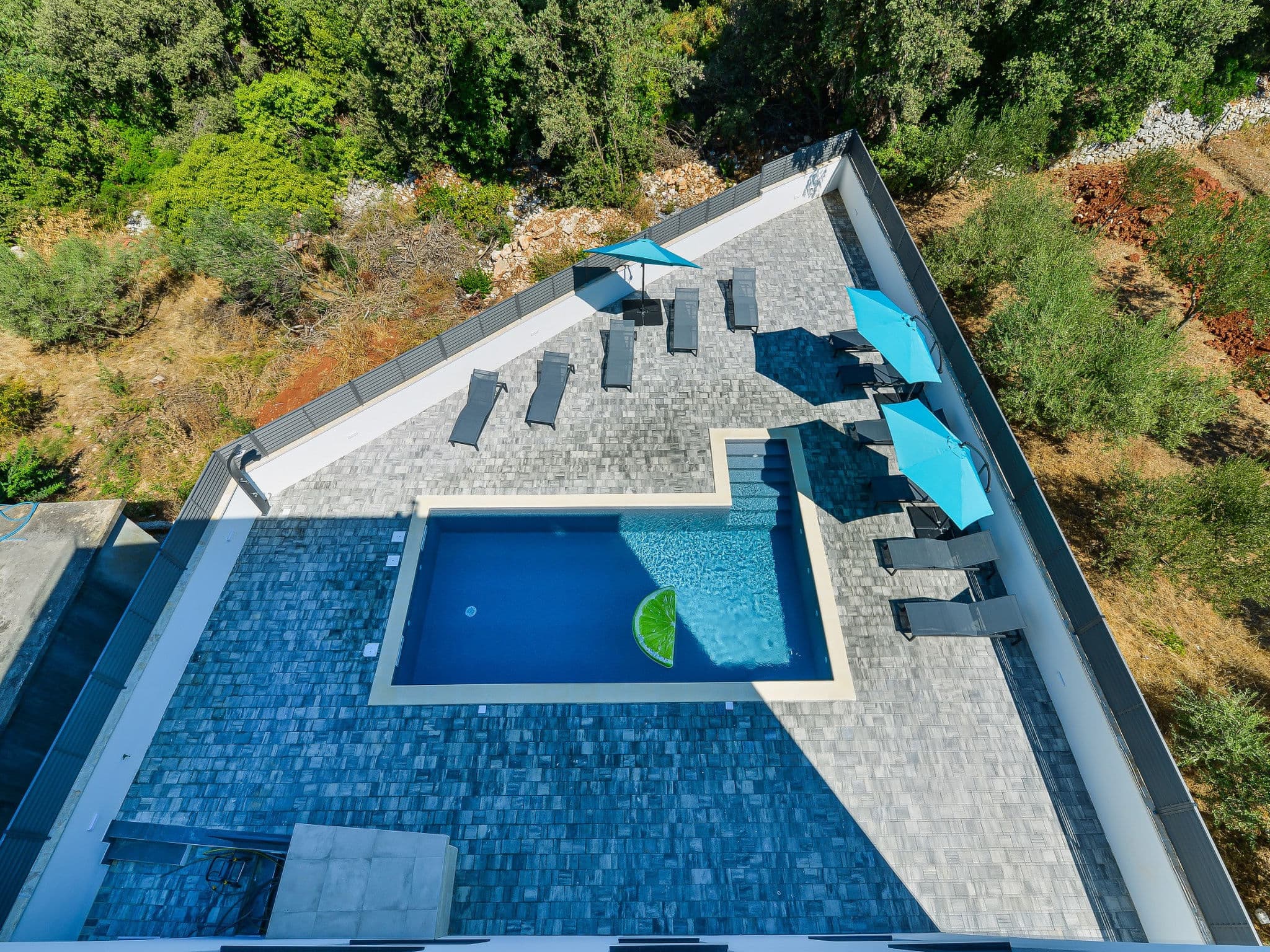 Pool Indoor