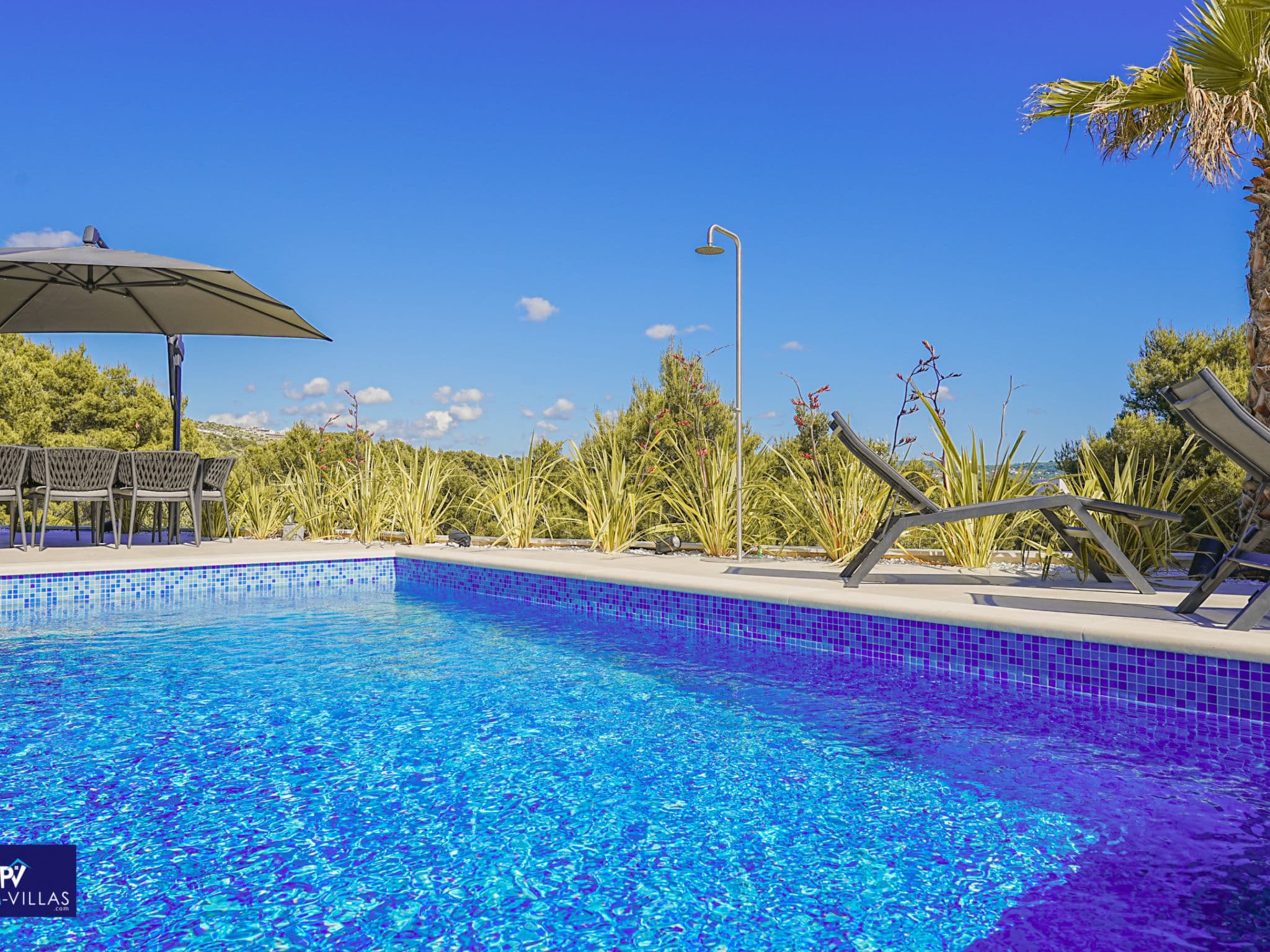 Pool Indoor