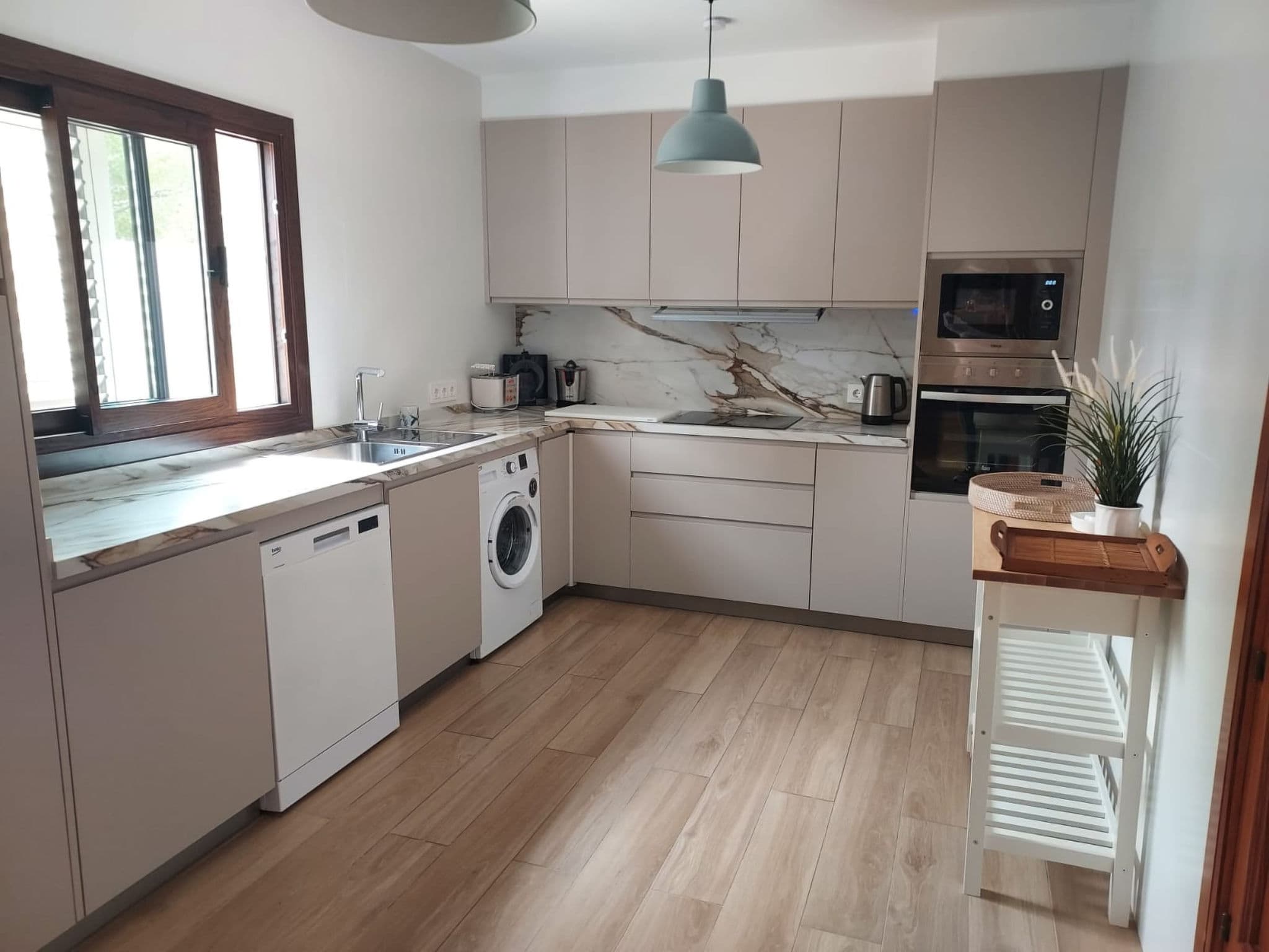 Kitchen / Dining Room