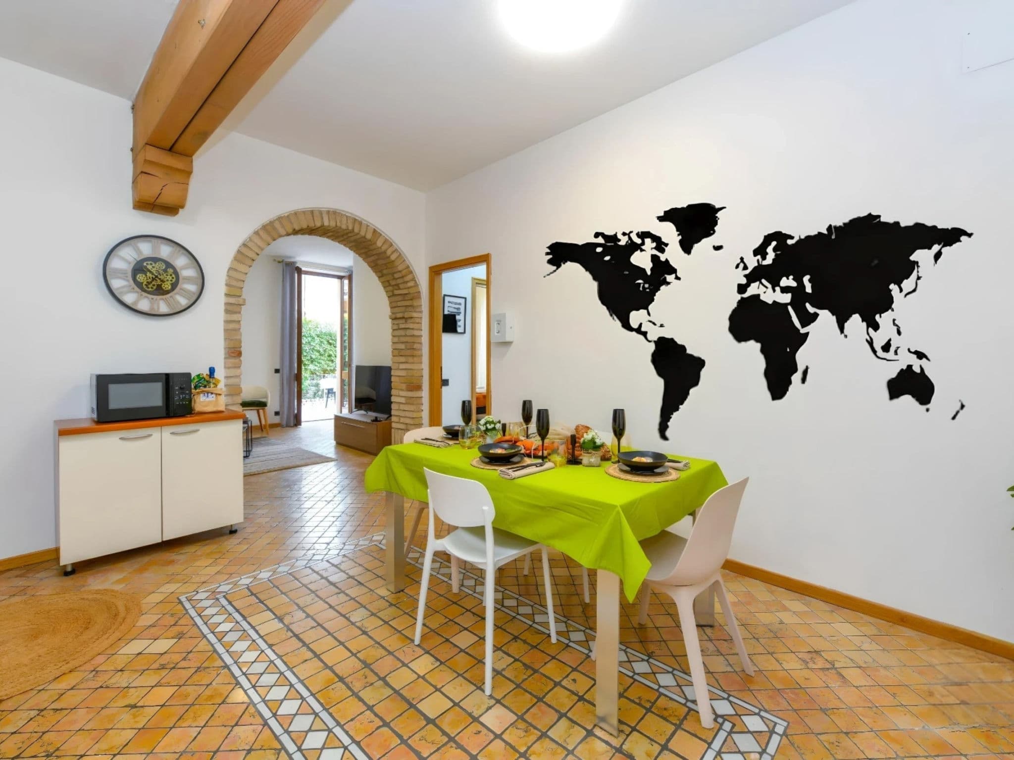 Kitchen / Dining Room