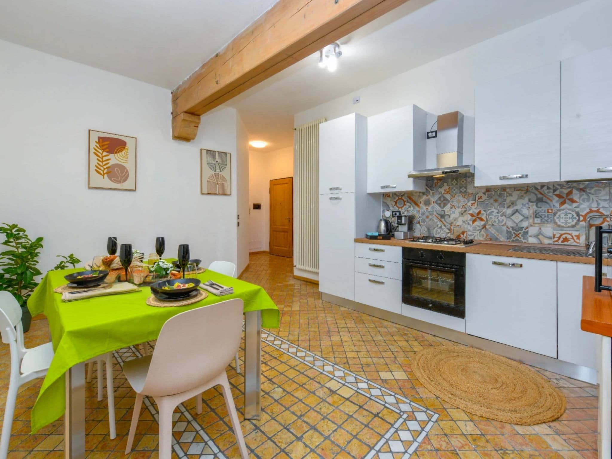 Kitchen / Dining Room