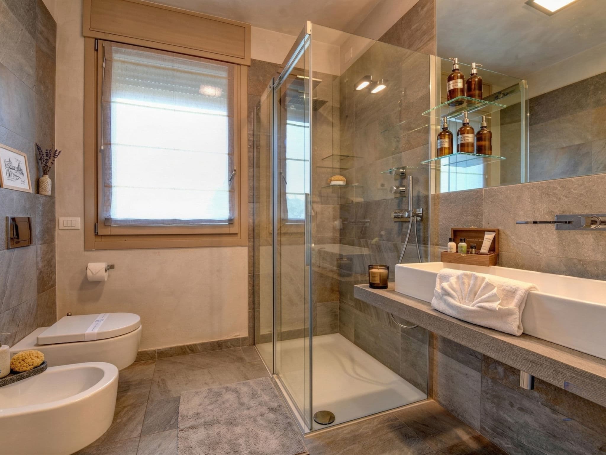 Bathroom / Wellness