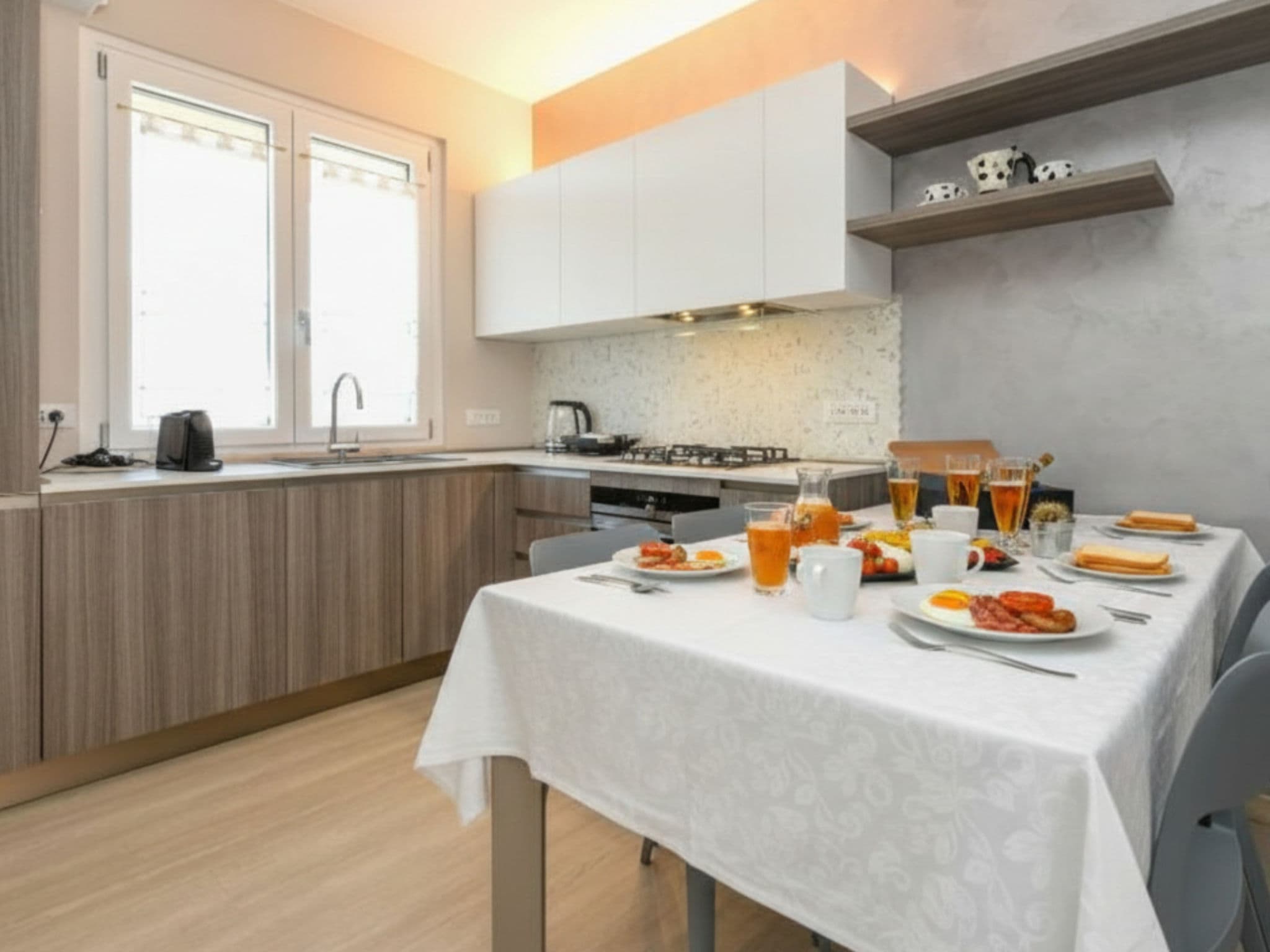 Kitchen / Dining Room
