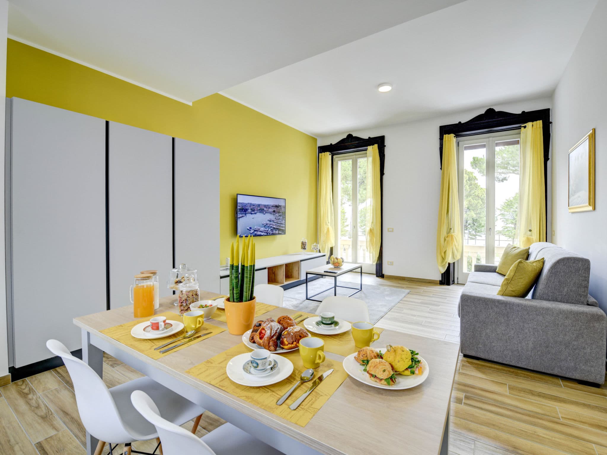 Kitchen / Dining Room