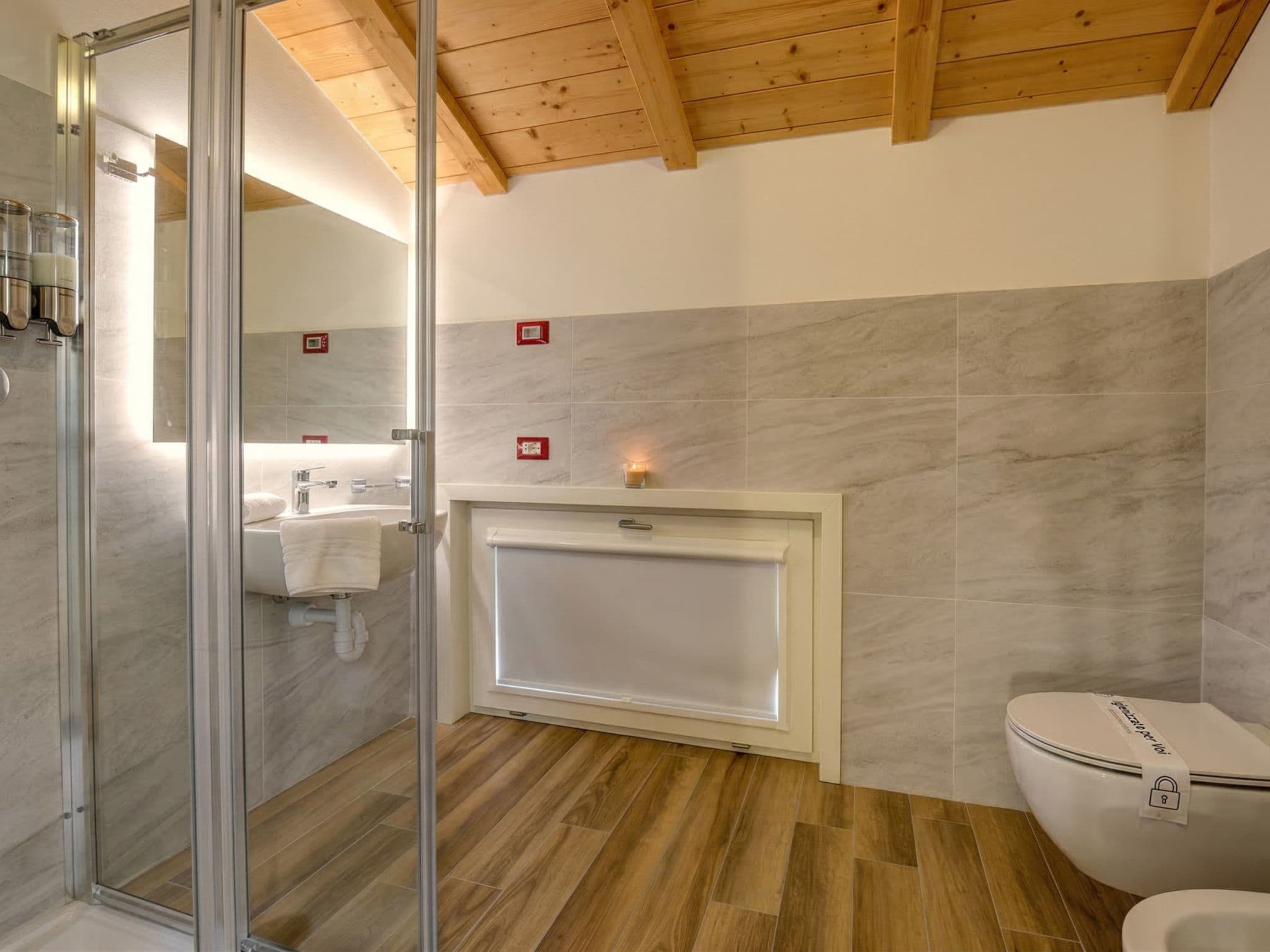 Bathroom / Wellness