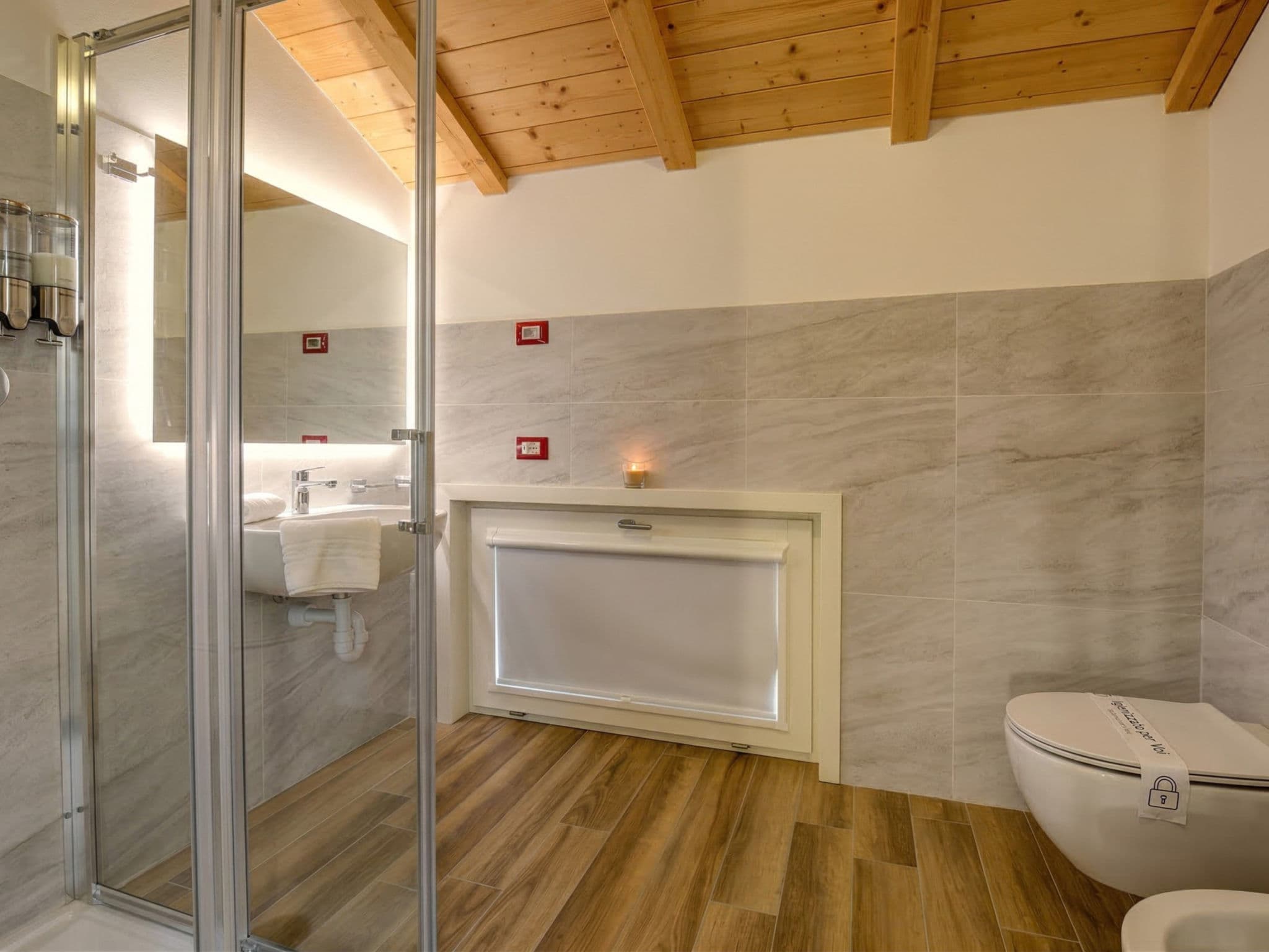 Bathroom / Wellness