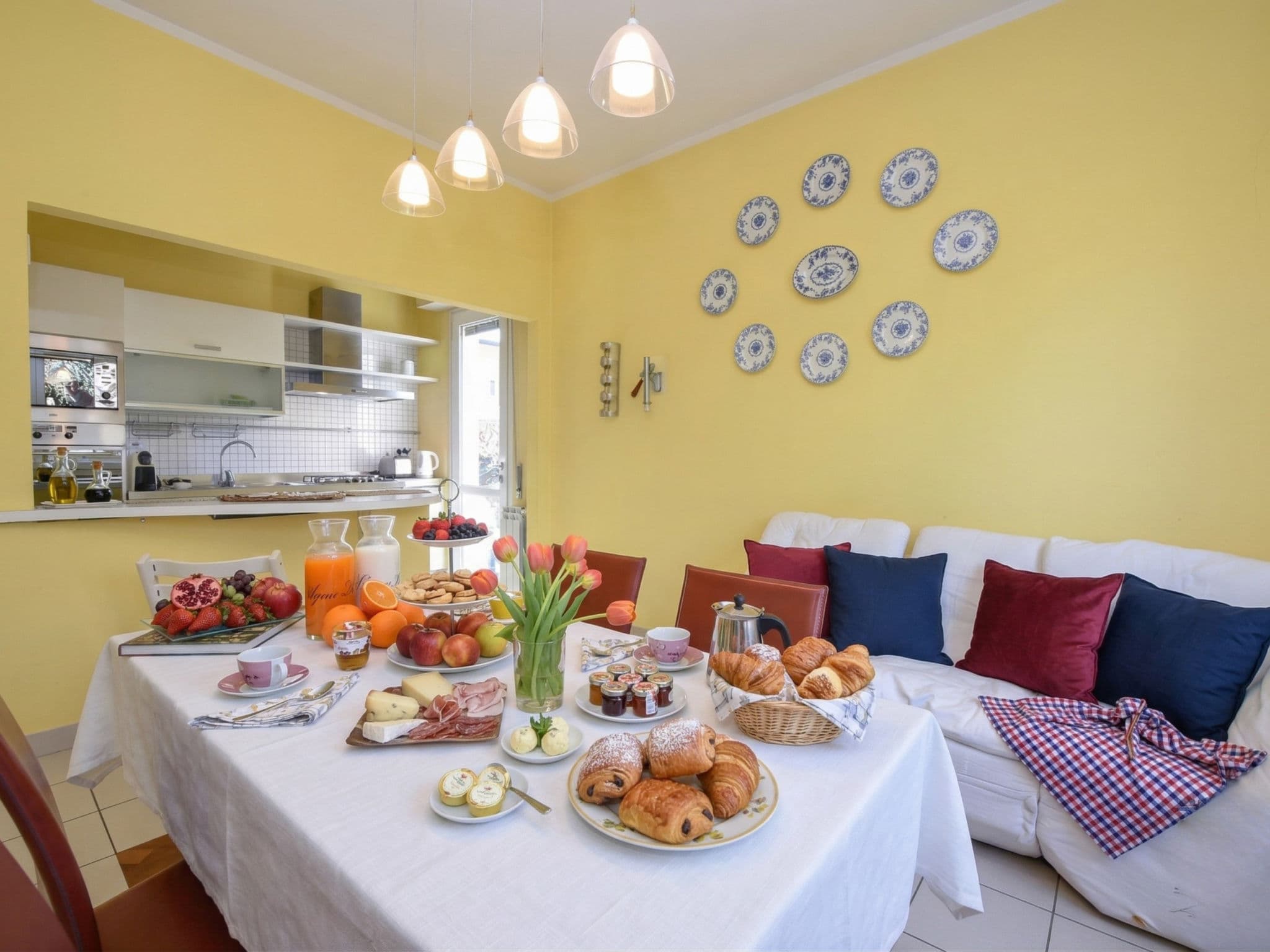 Kitchen / Dining Room