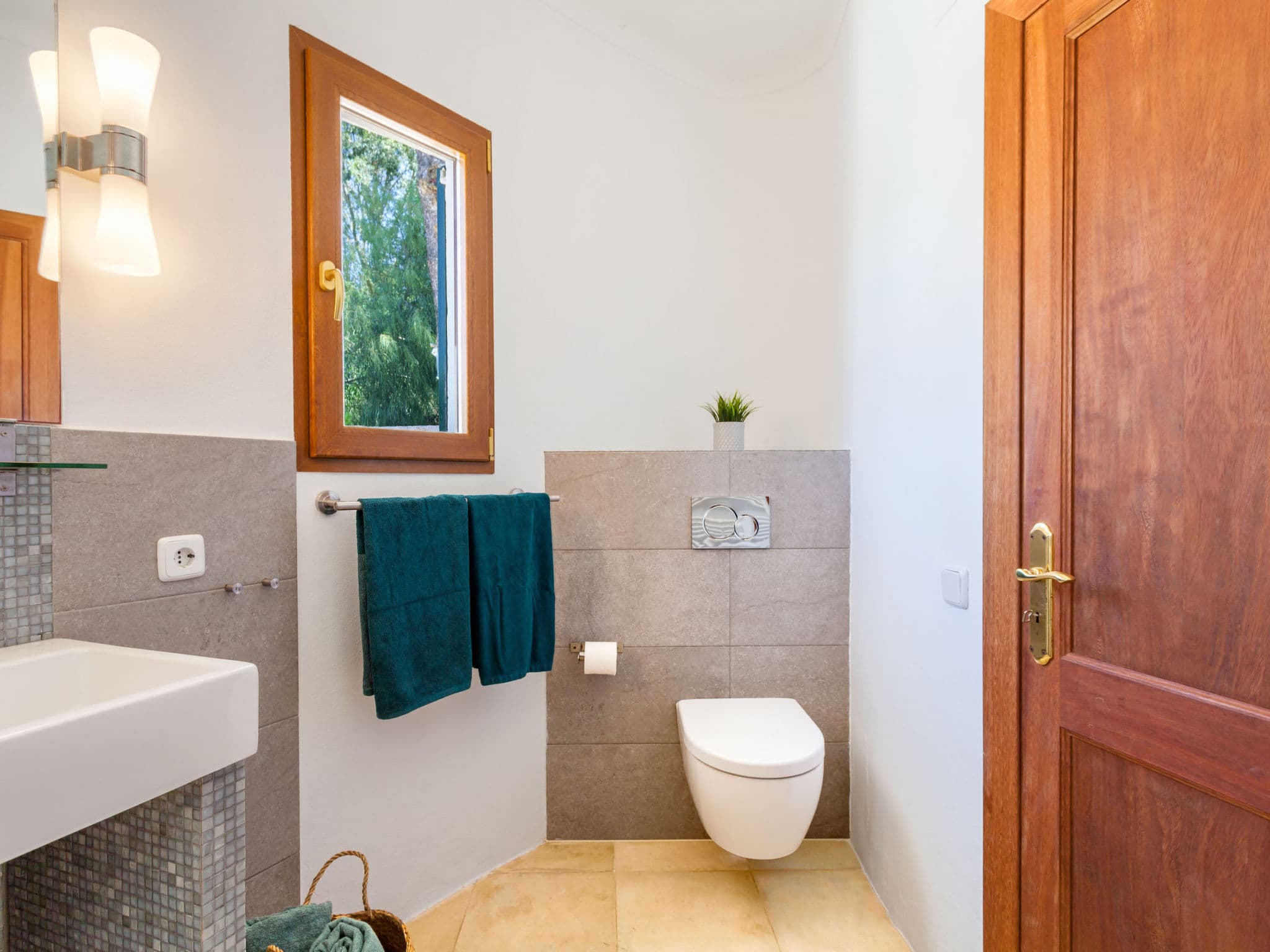 Bathroom / Wellness