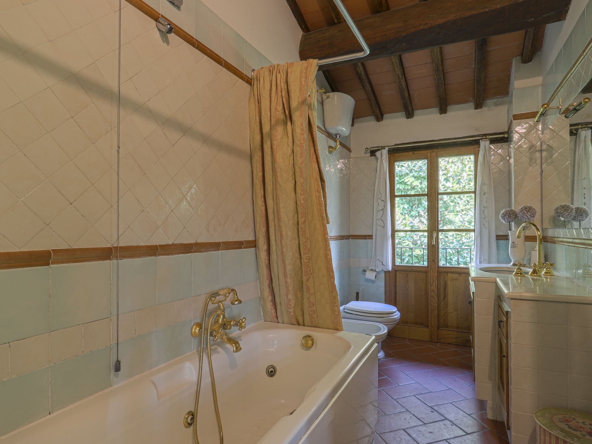 Bathroom / Wellness