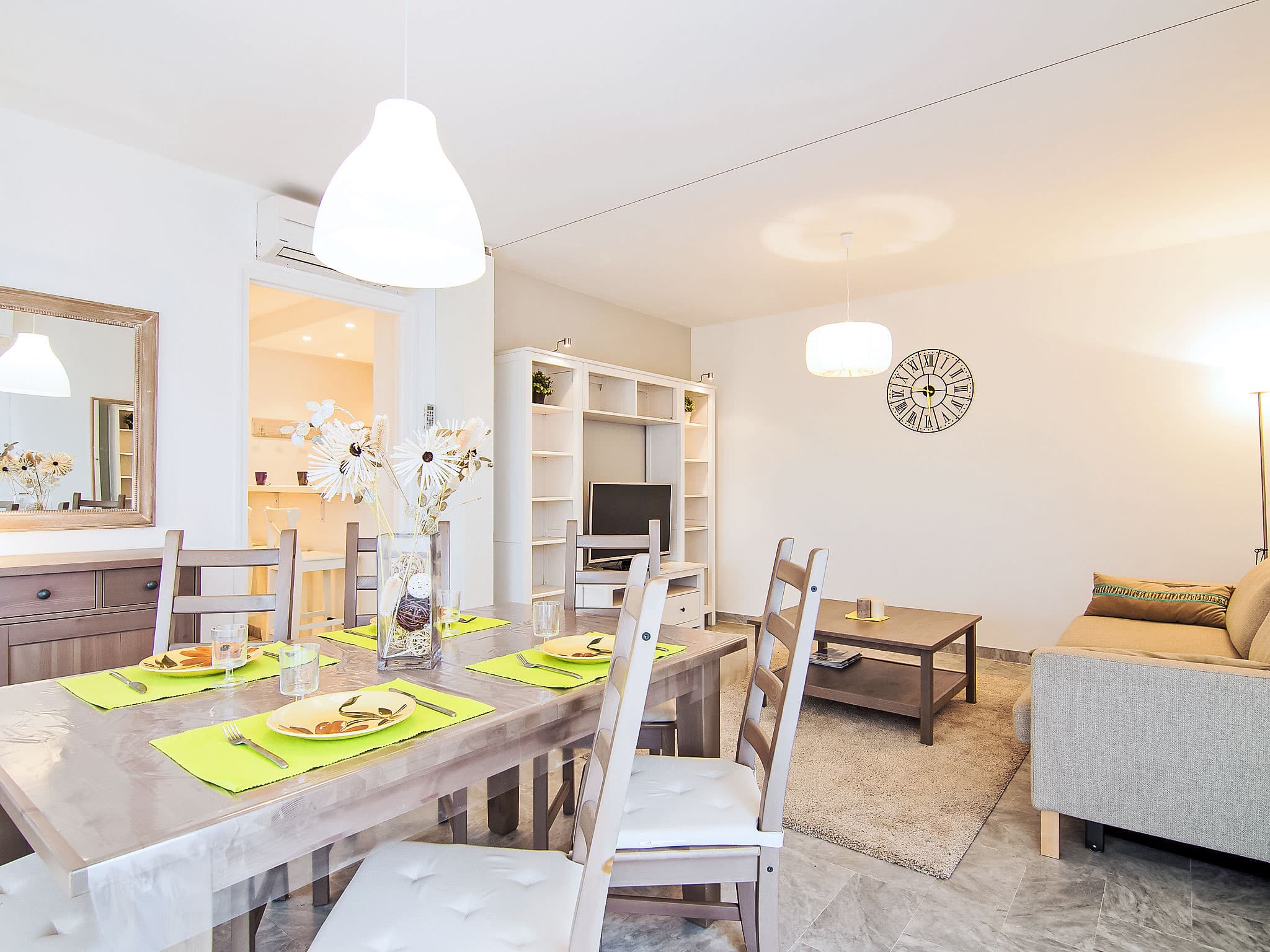 Kitchen / Dining Room