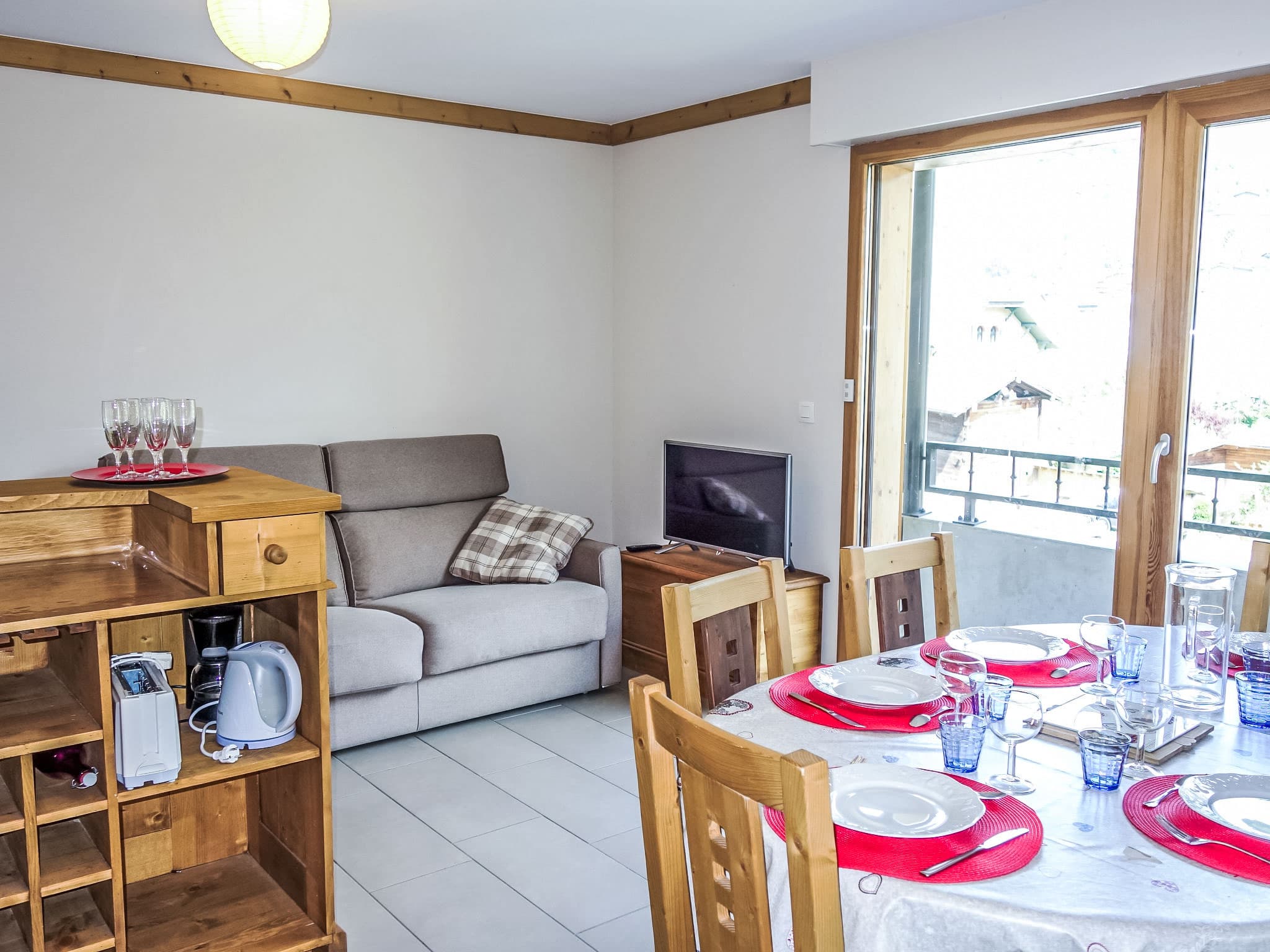 Kitchen / Dining Room
