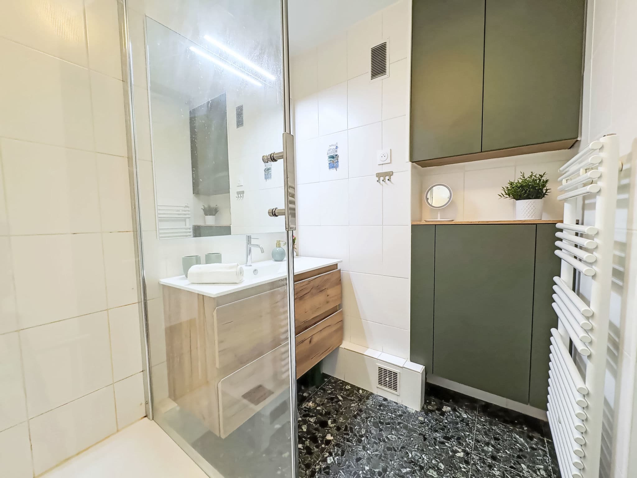 Bathroom / Wellness