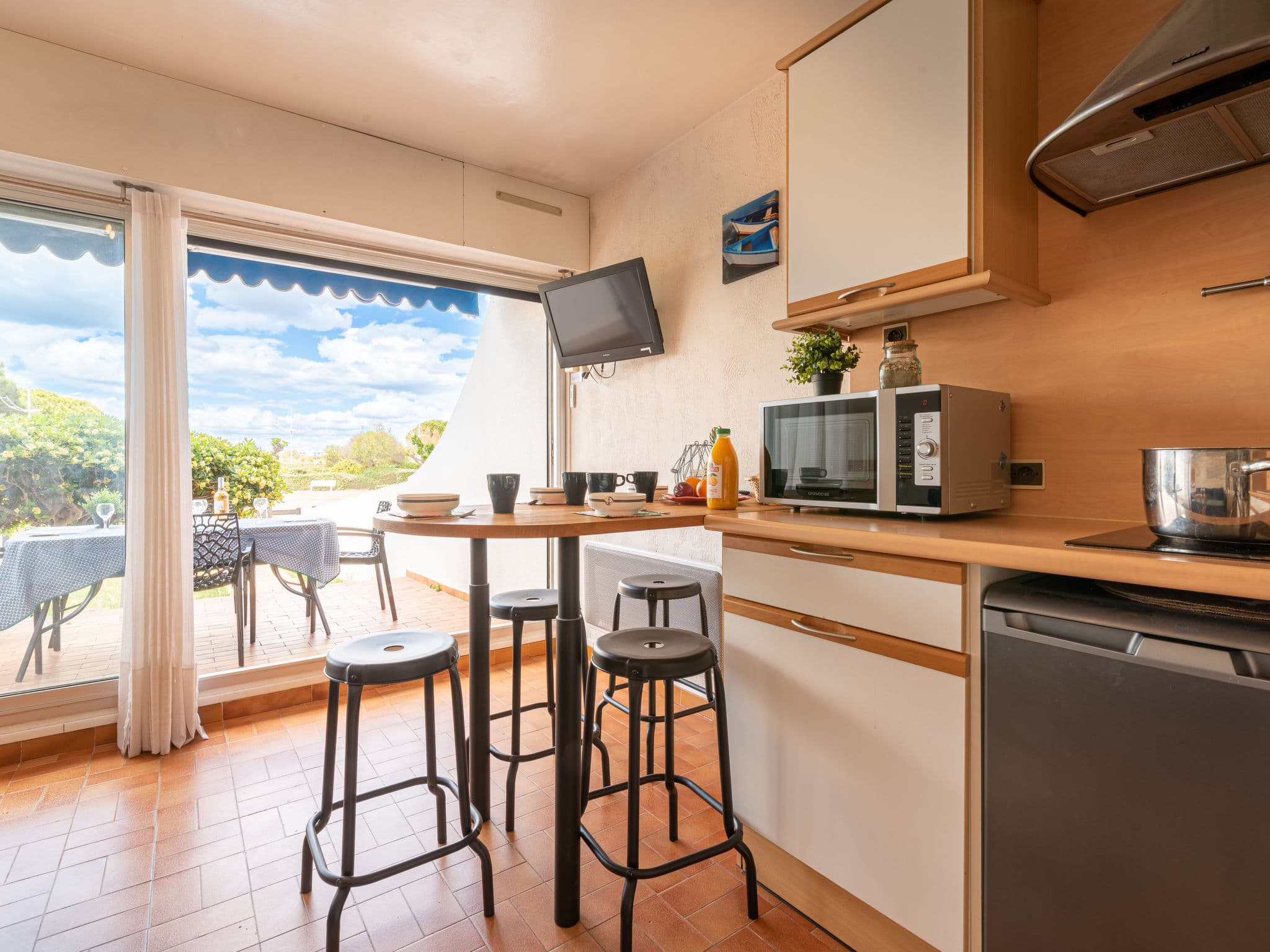 Kitchen / Dining Room