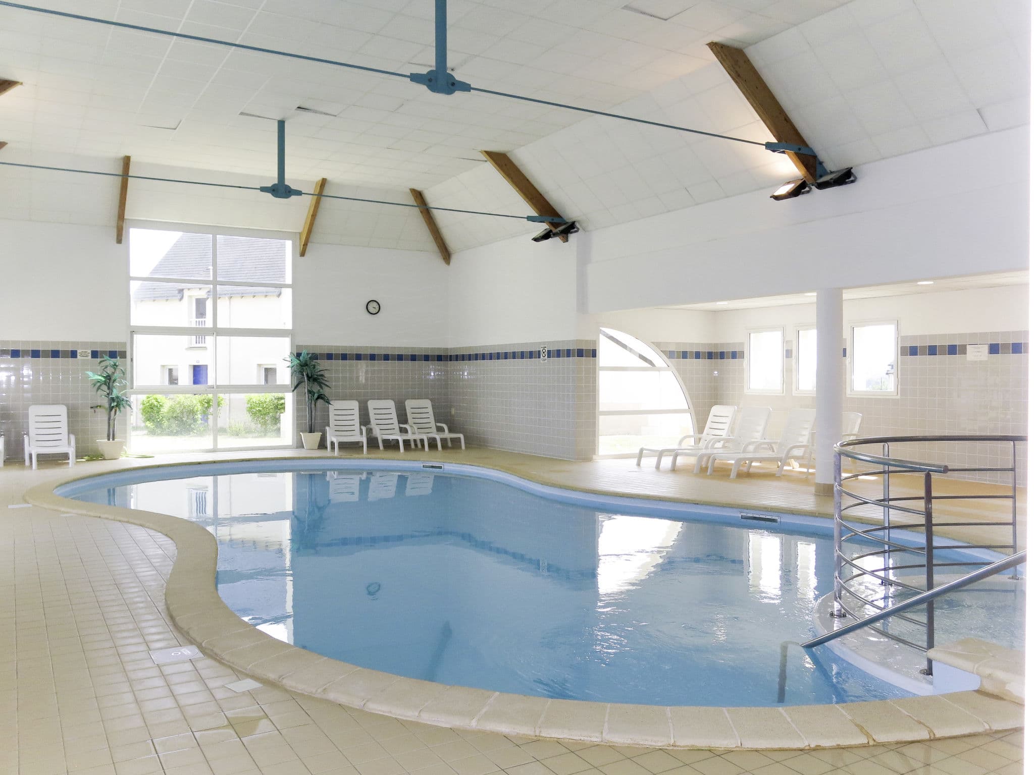 Pool Indoor