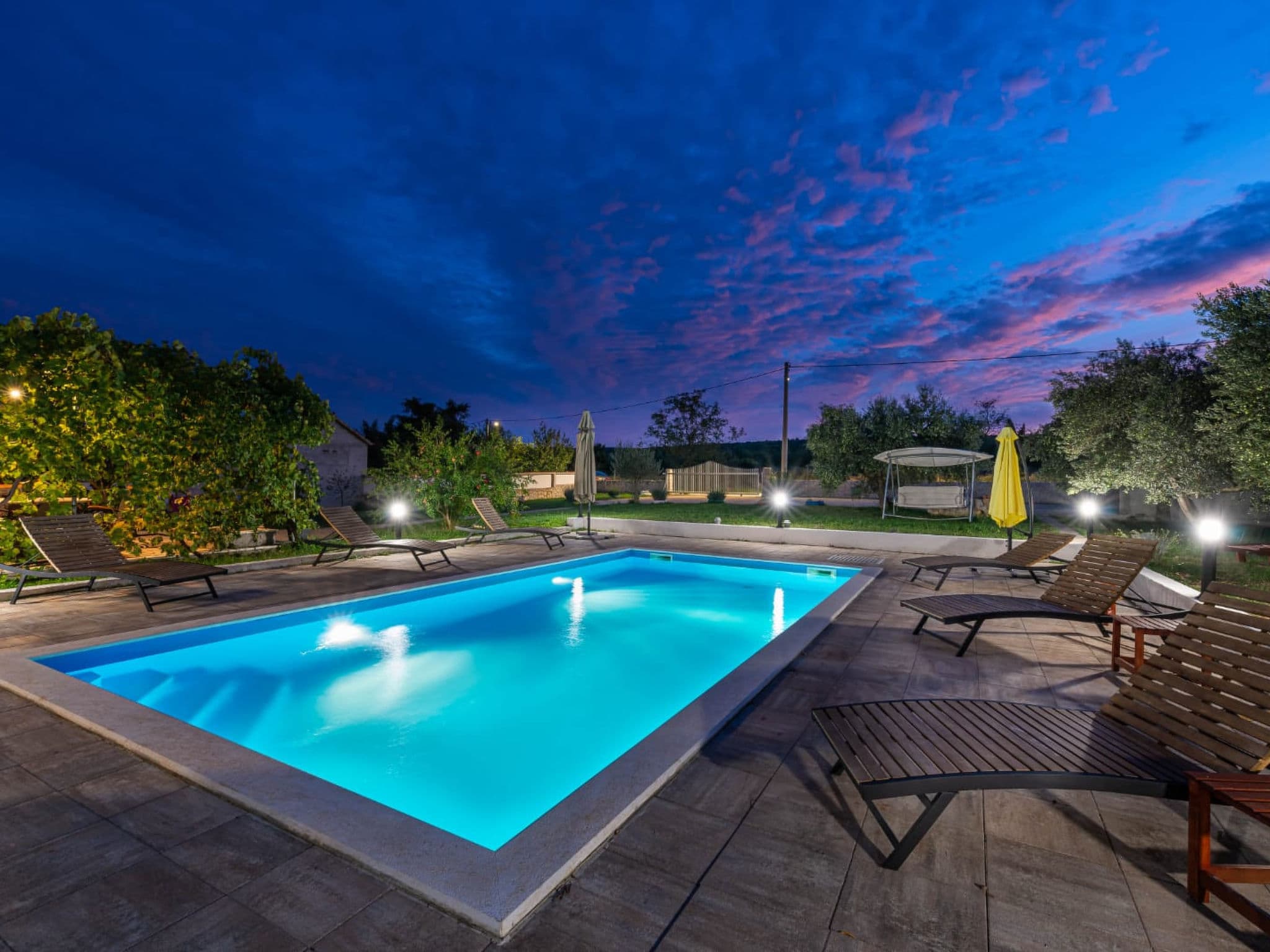 Pool Indoor