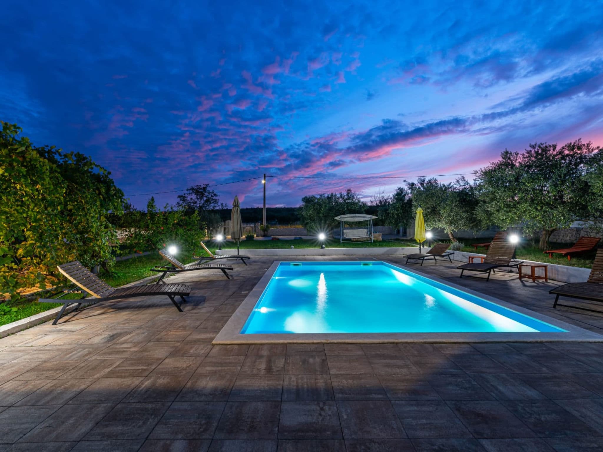 Pool Indoor