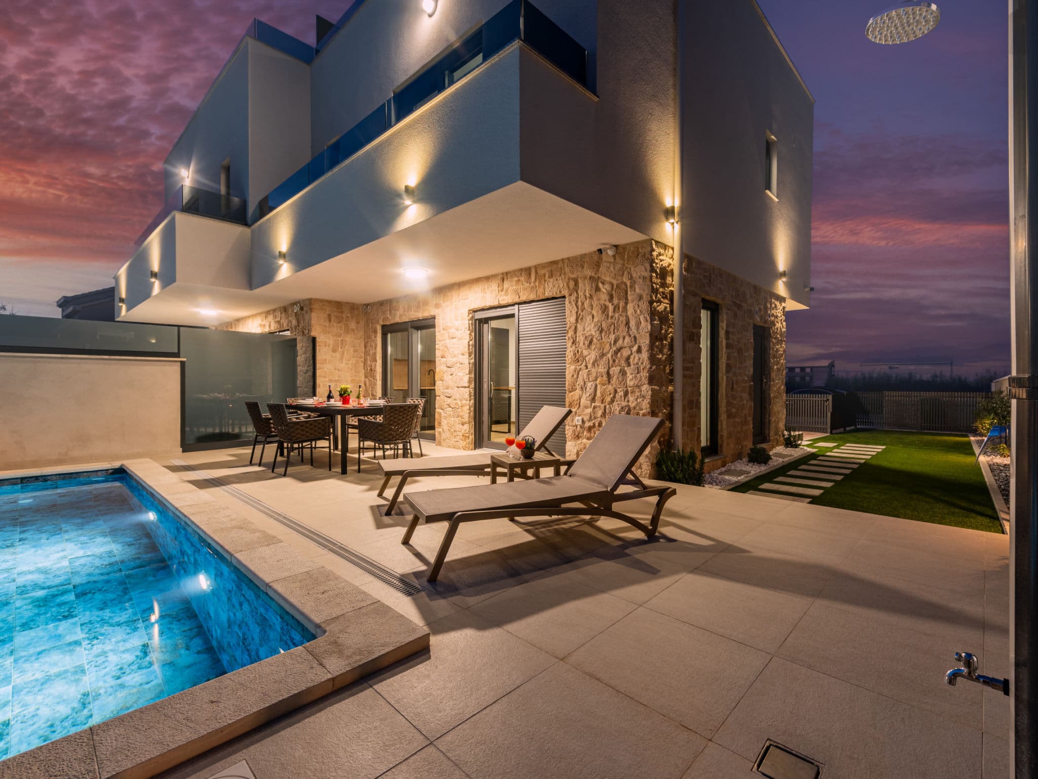 Pool Indoor