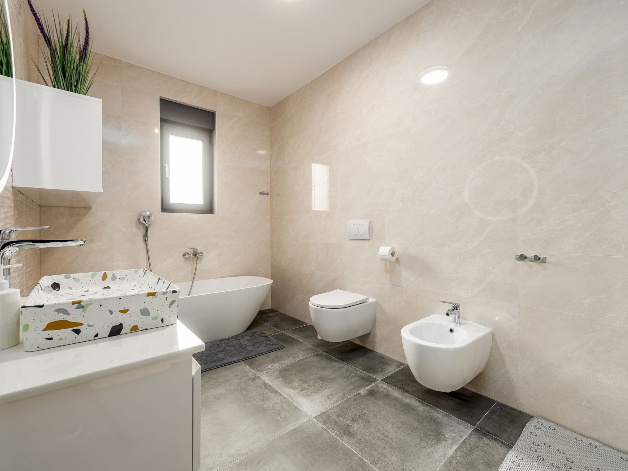 Bathroom / Wellness