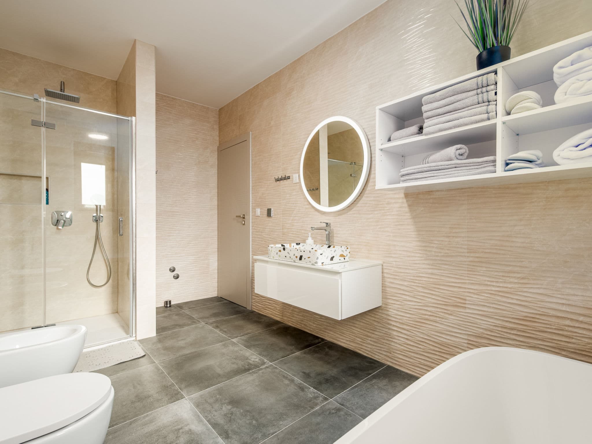Bathroom / Wellness