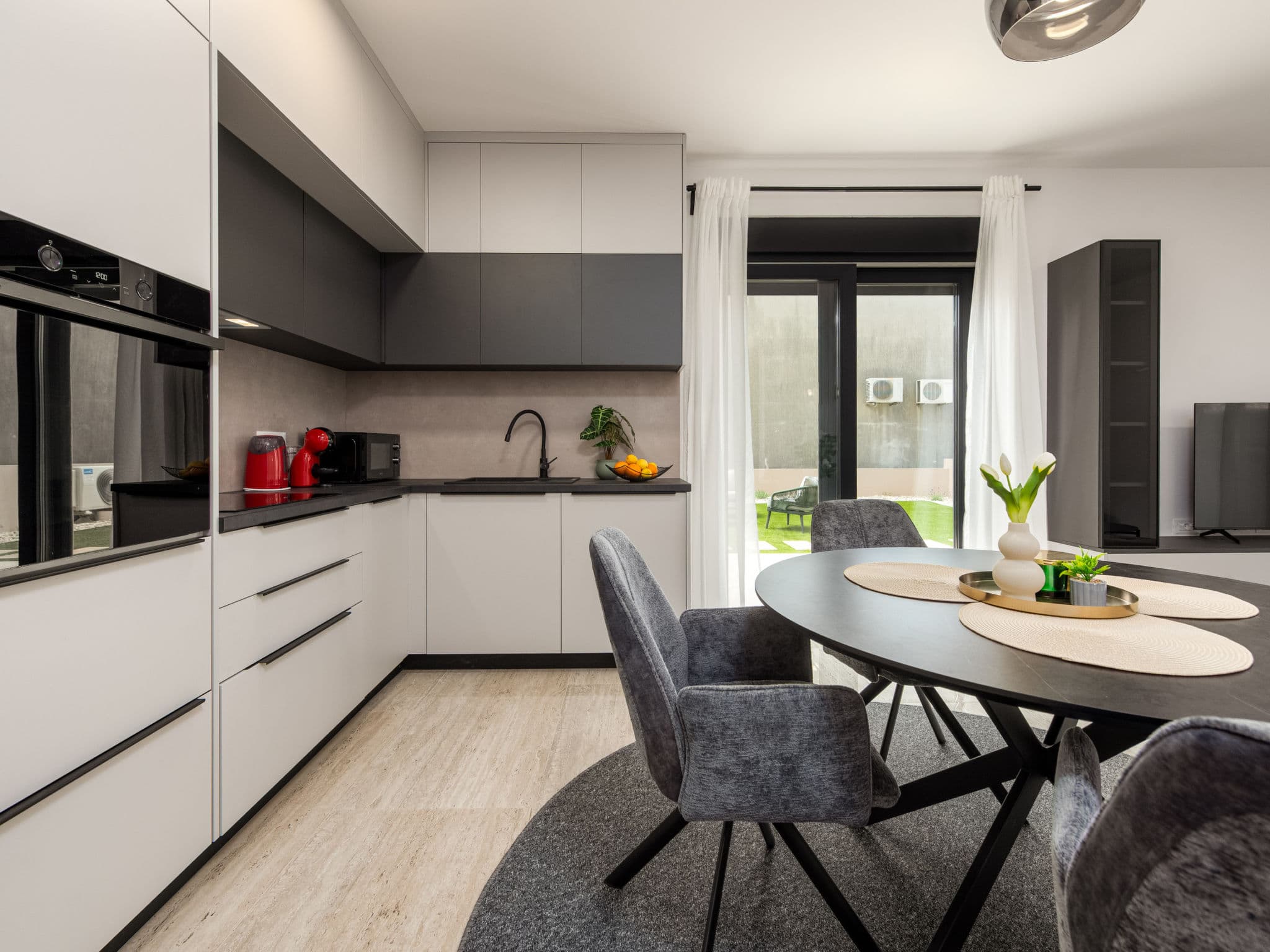 Kitchen / Dining Room