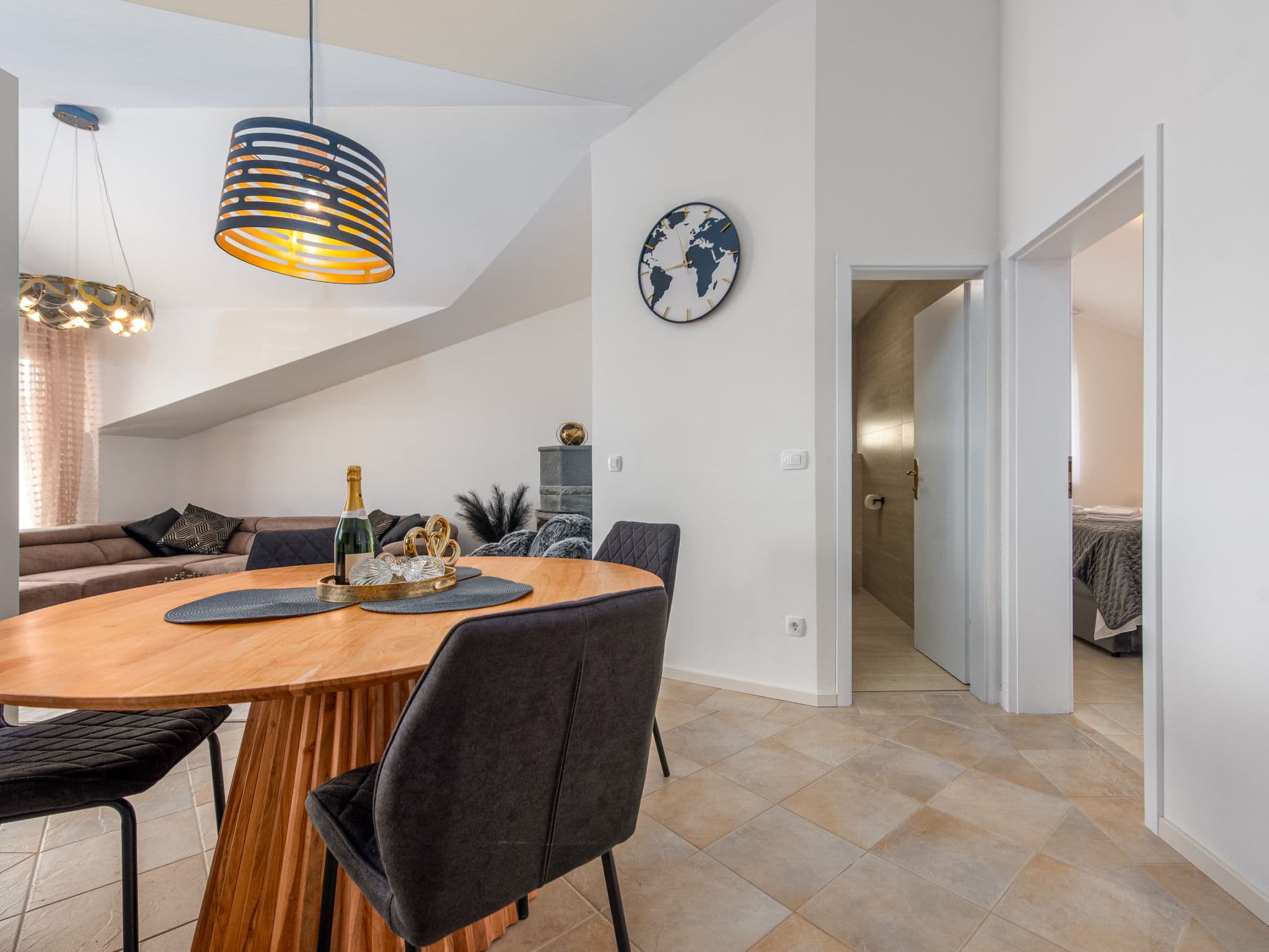 Kitchen / Dining Room