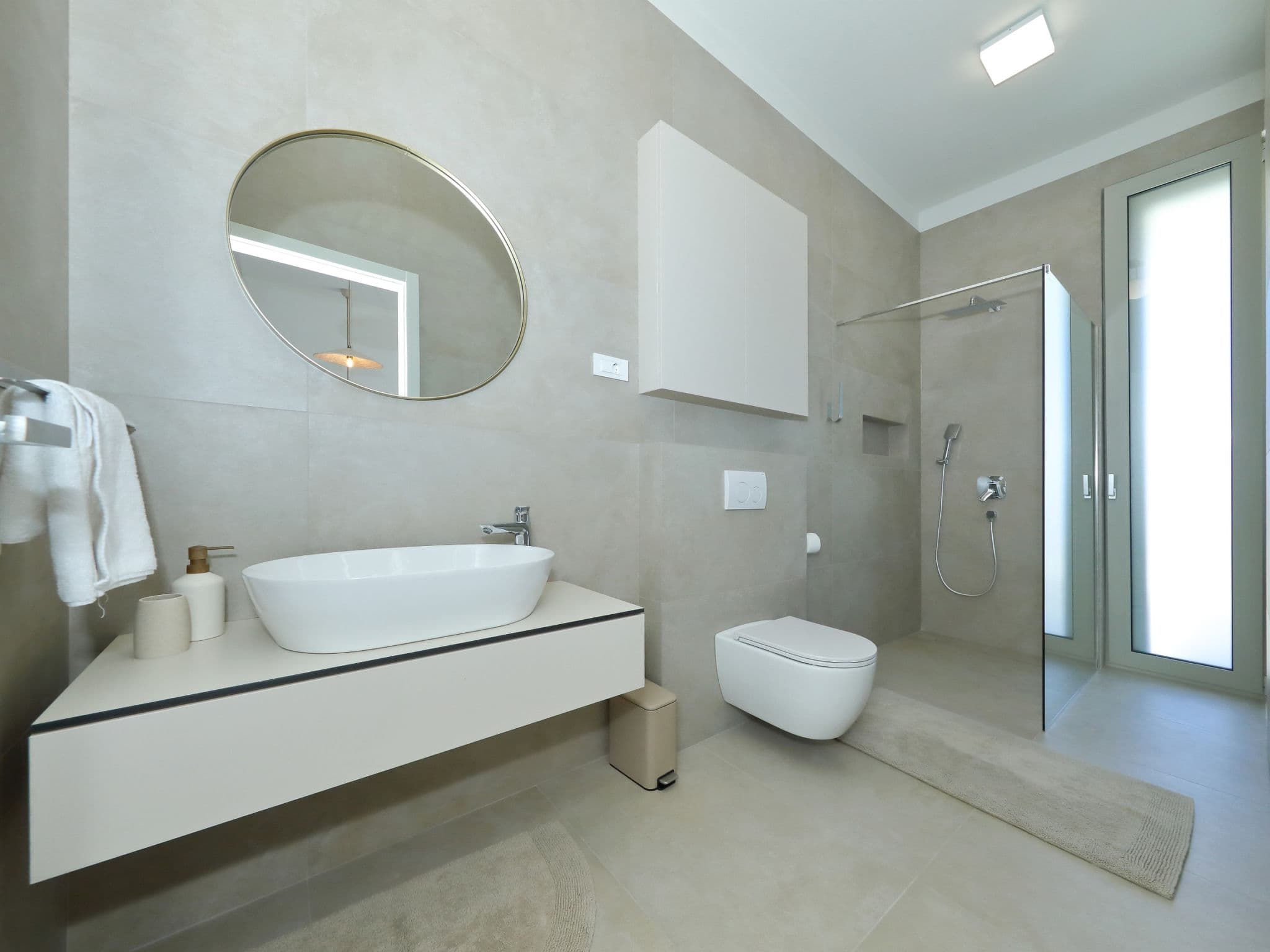 Bathroom / Wellness