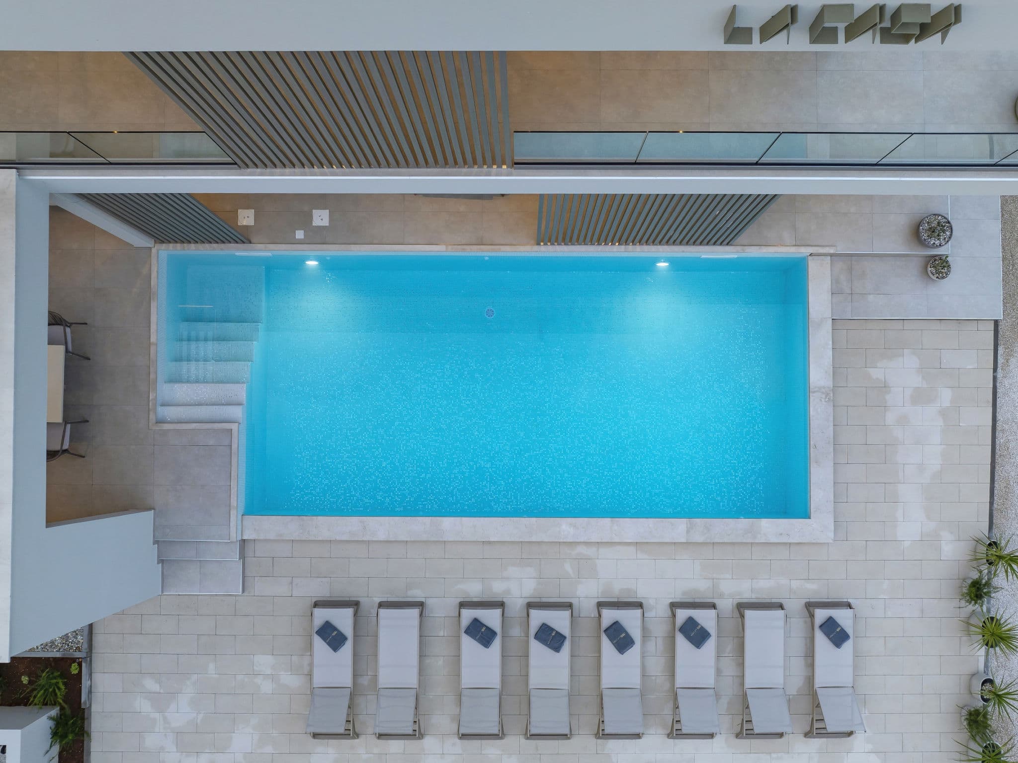 Pool Indoor