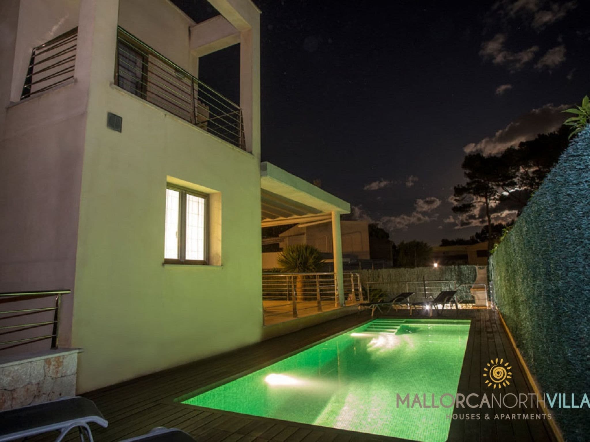 Pool Indoor