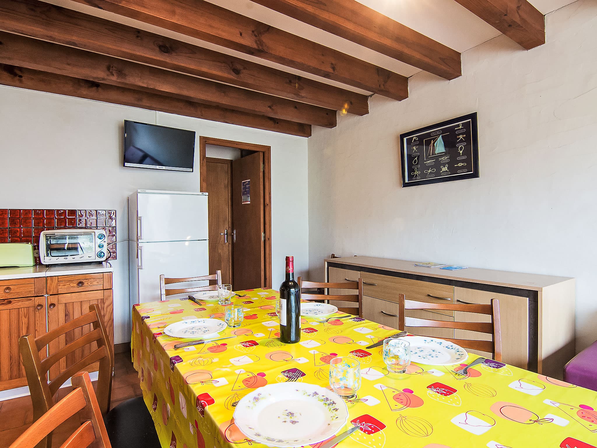Kitchen / Dining Room