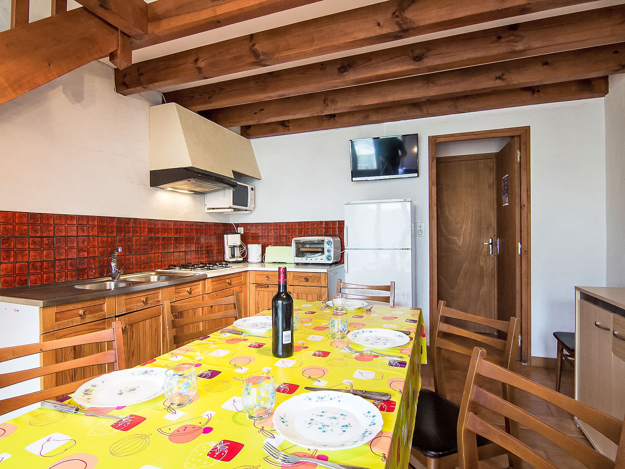 Kitchen / Dining Room