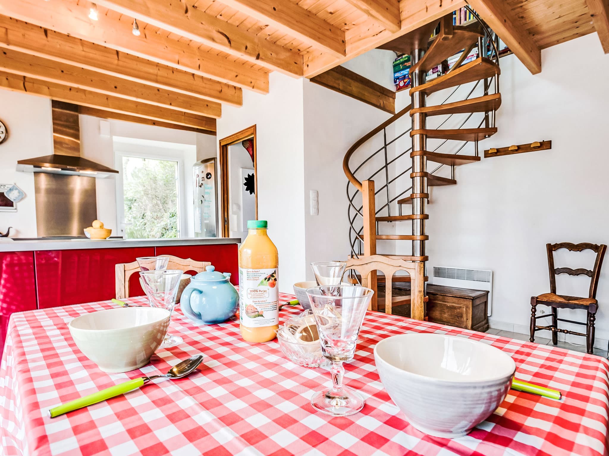 Kitchen / Dining Room
