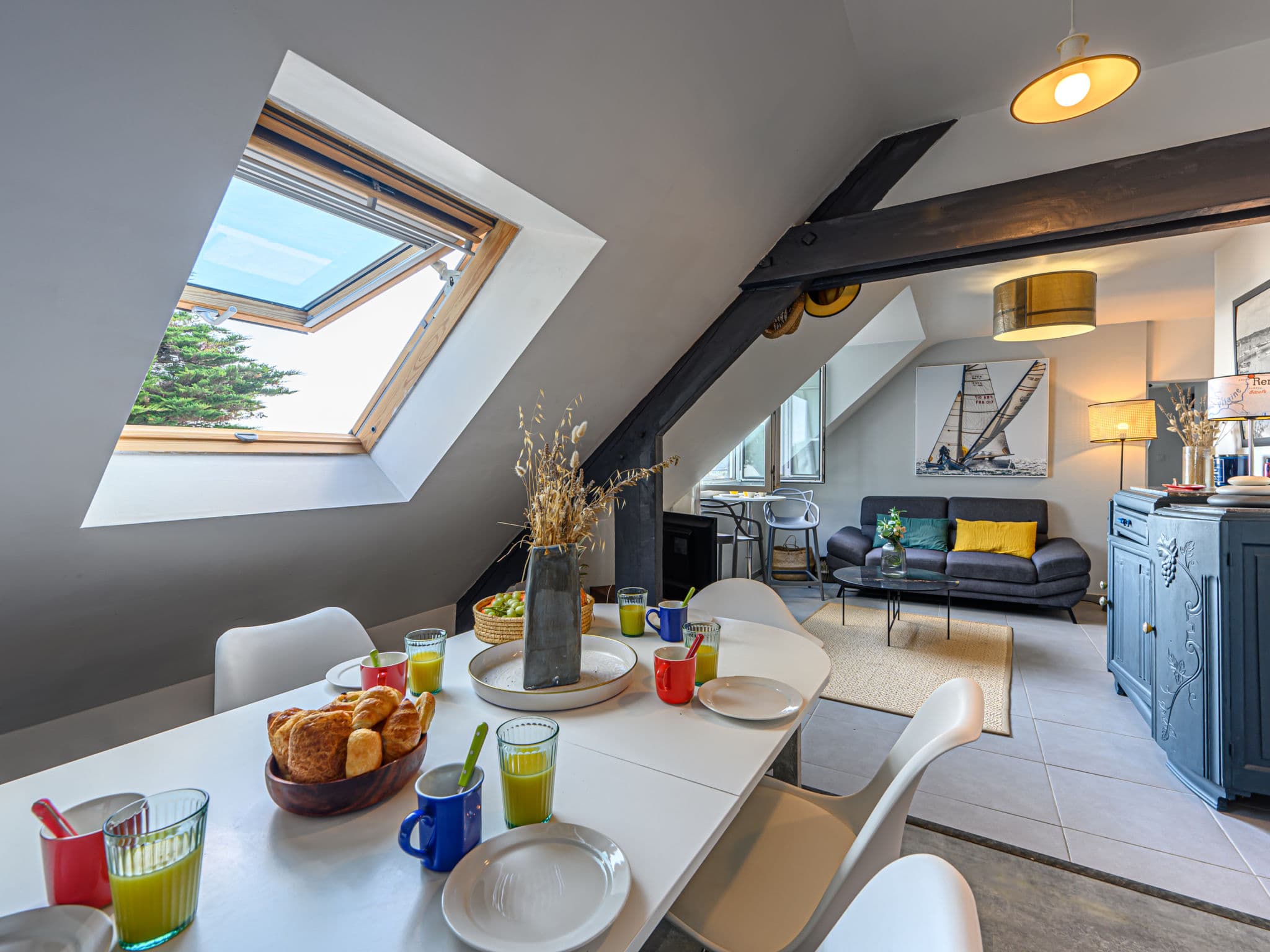Kitchen / Dining Room