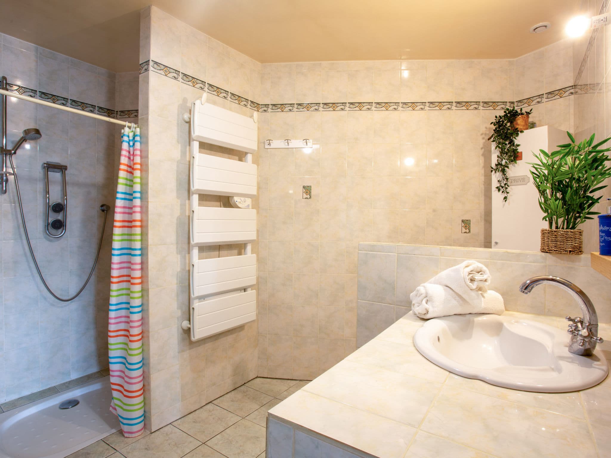 Bathroom / Wellness