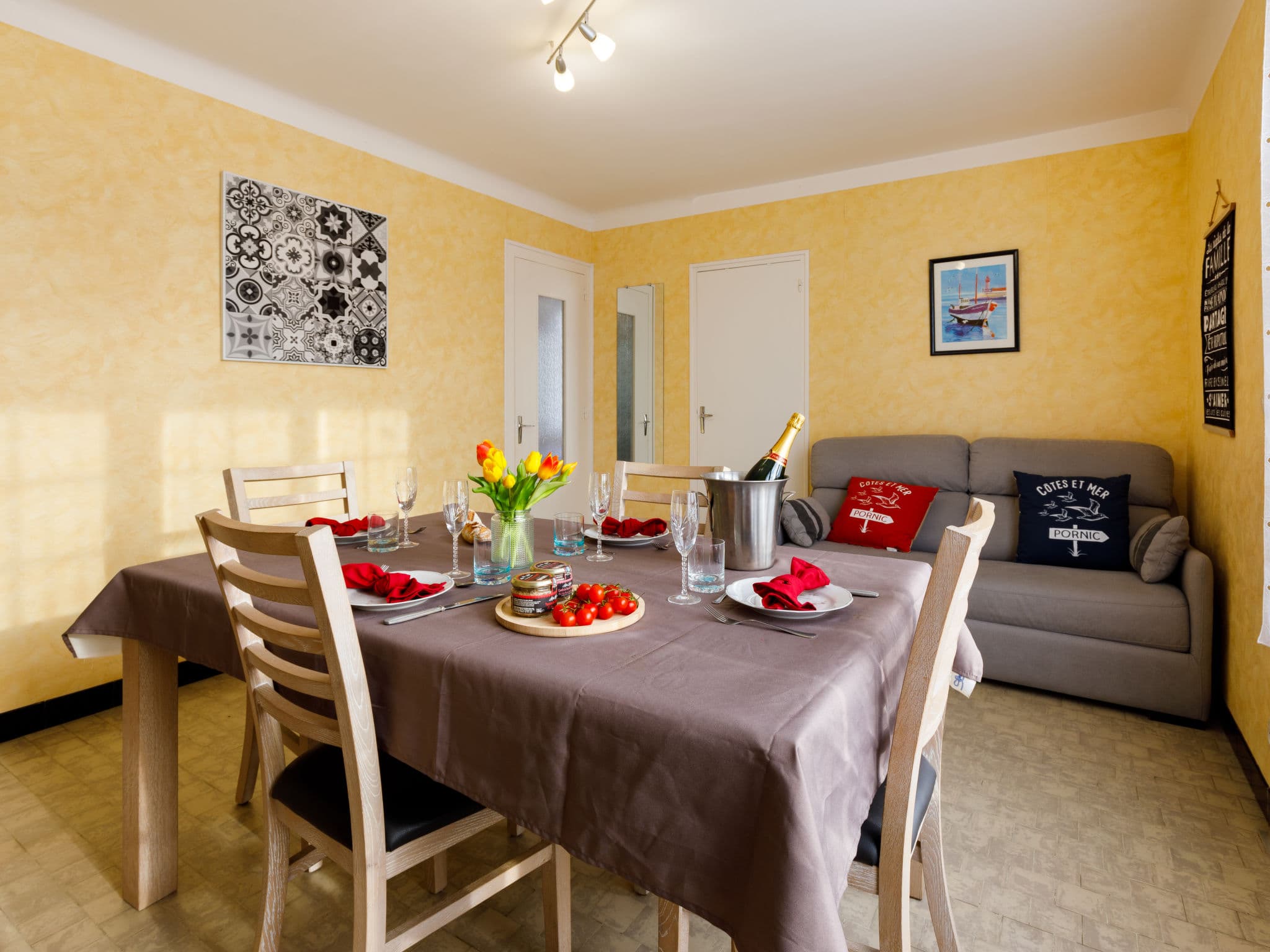 Kitchen / Dining Room