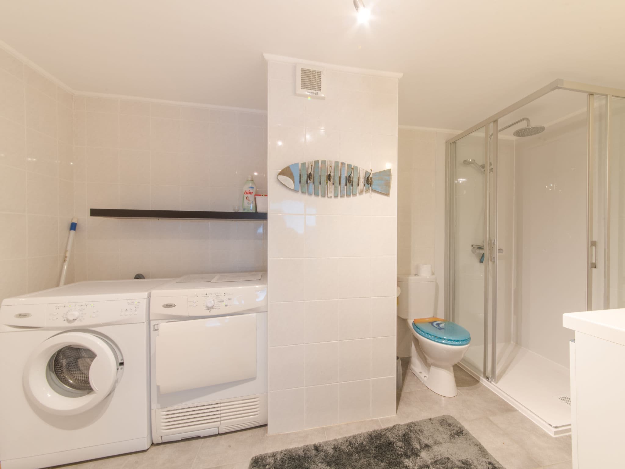 Bathroom / Wellness