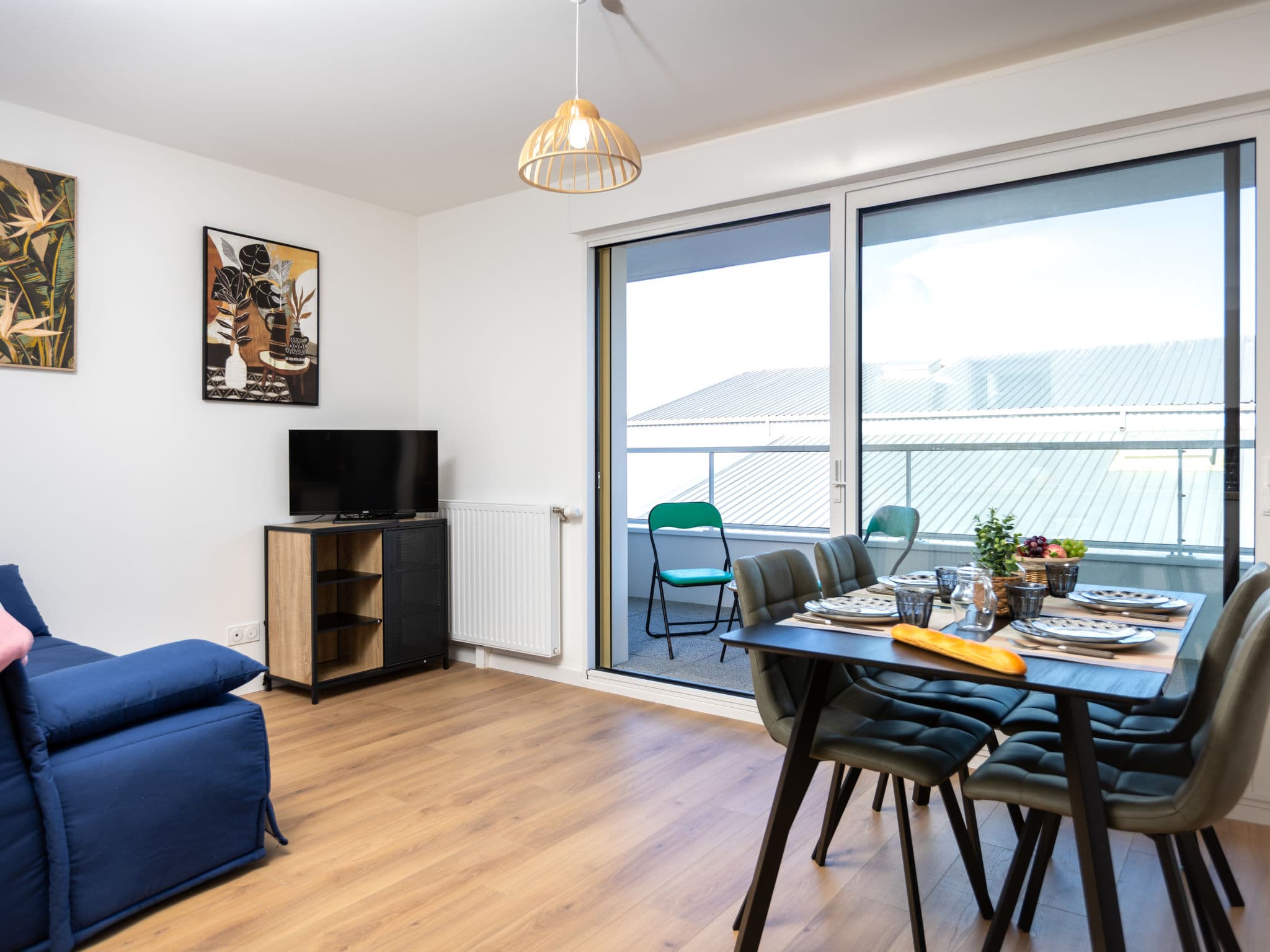 Kitchen / Dining Room