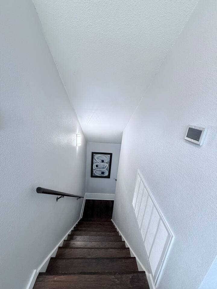 Gallery Image 18