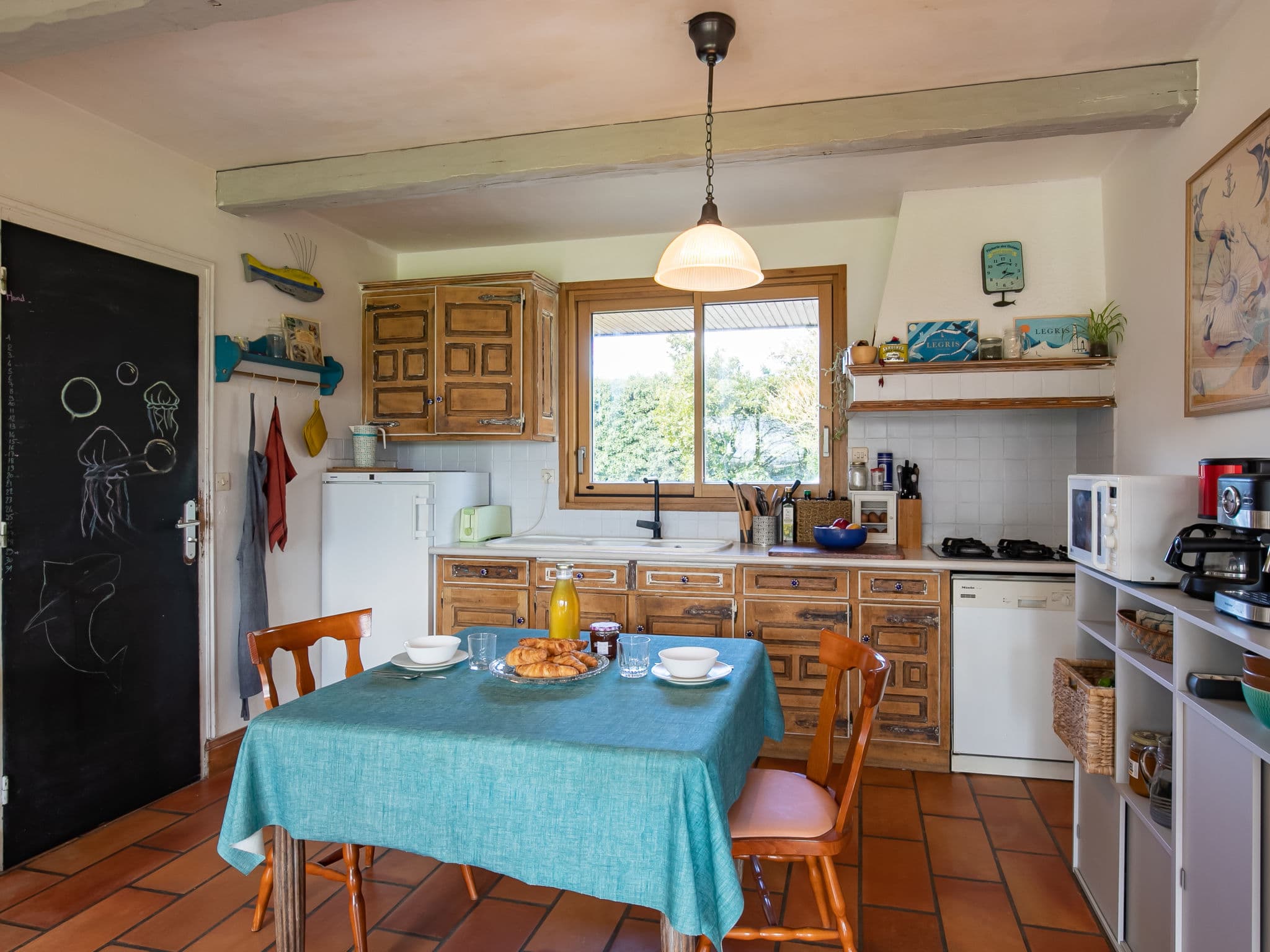Kitchen / Dining Room