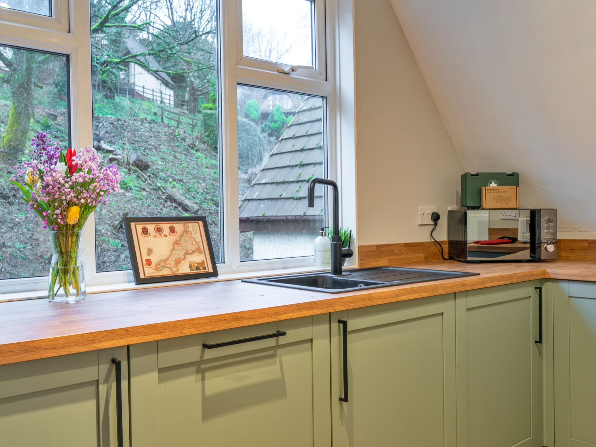 Kitchen / Dining Room