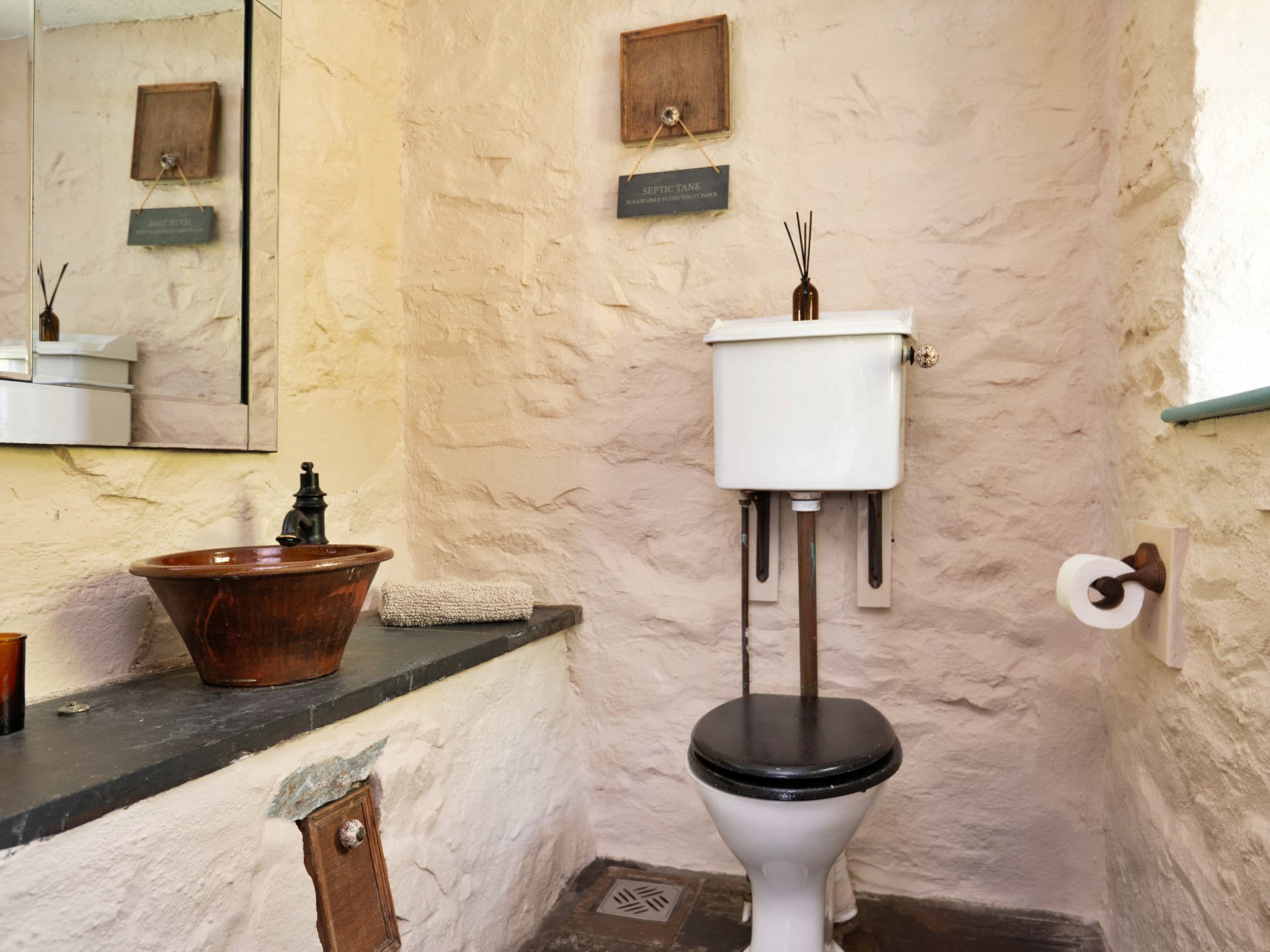 Bathroom / Wellness