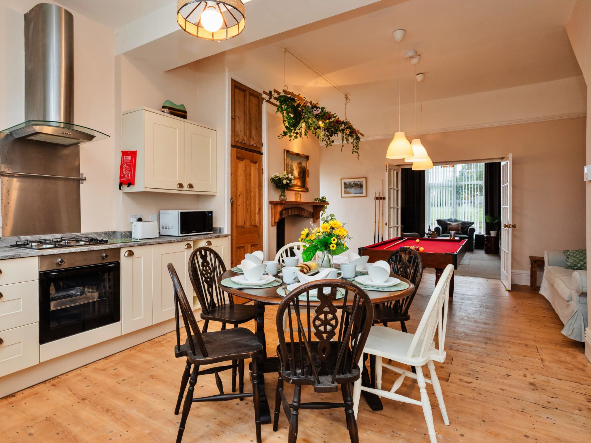 Kitchen / Dining Room