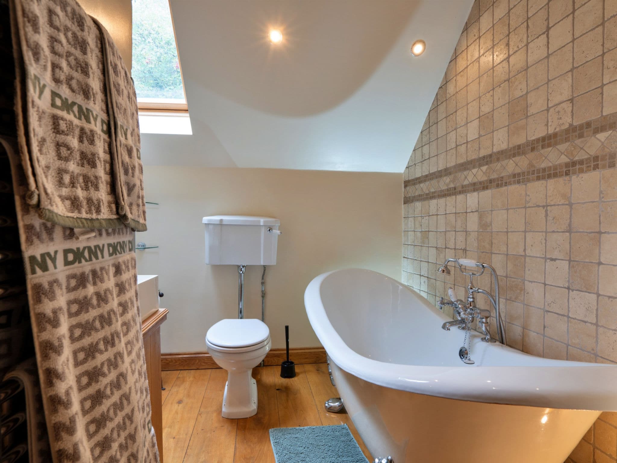 Bathroom / Wellness