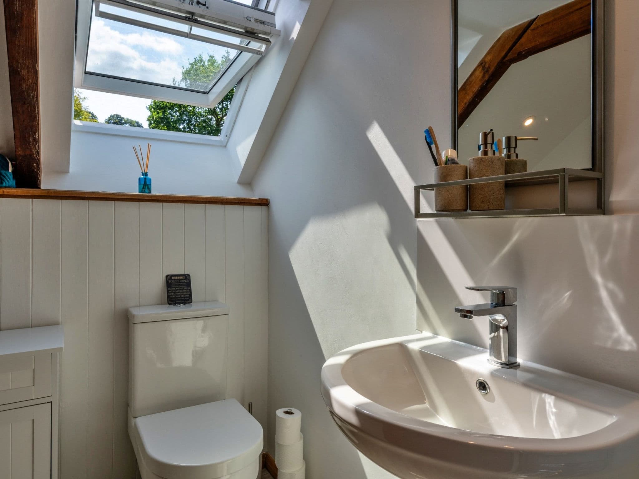 Bathroom / Wellness