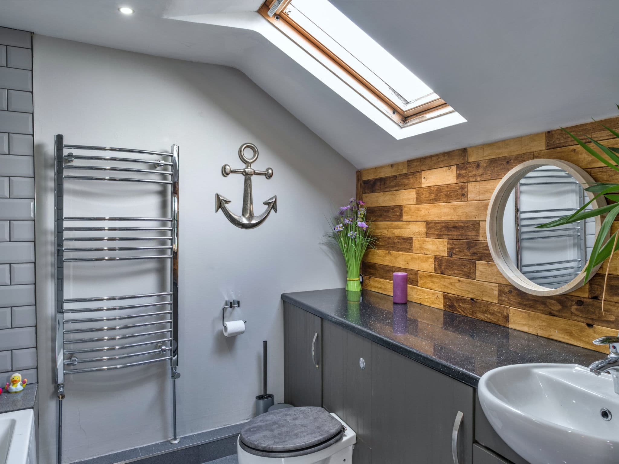 Bathroom / Wellness