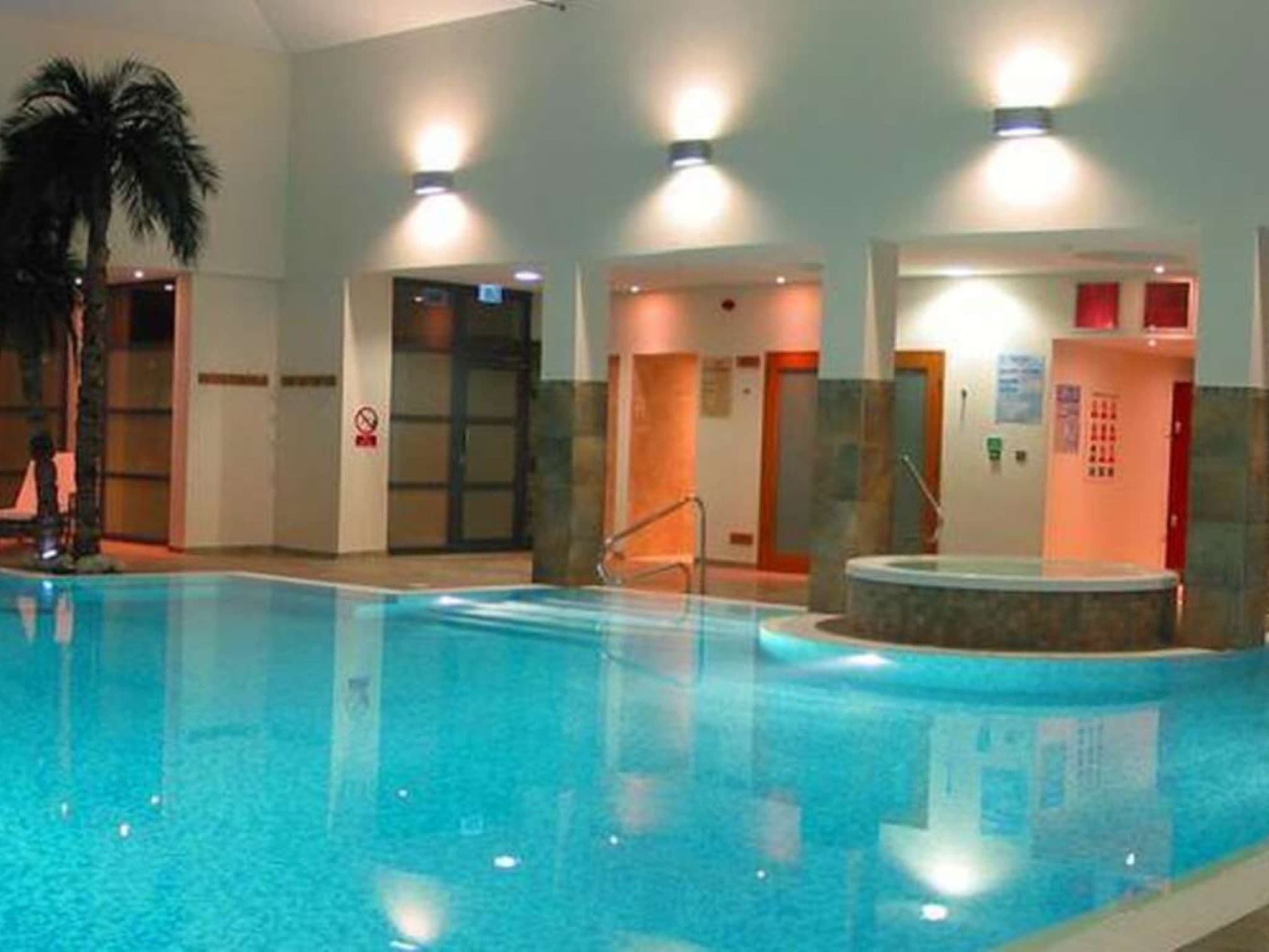 Pool Indoor